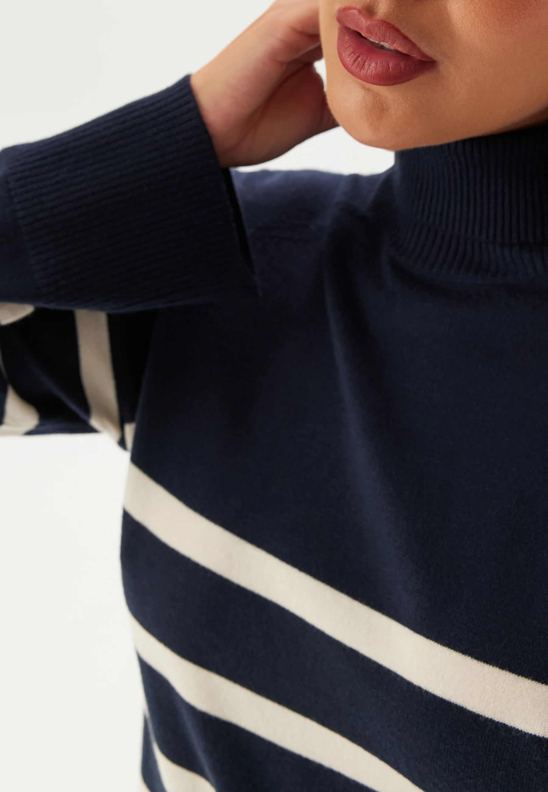 Pcsia Ls Rollneck Knit - Image 4