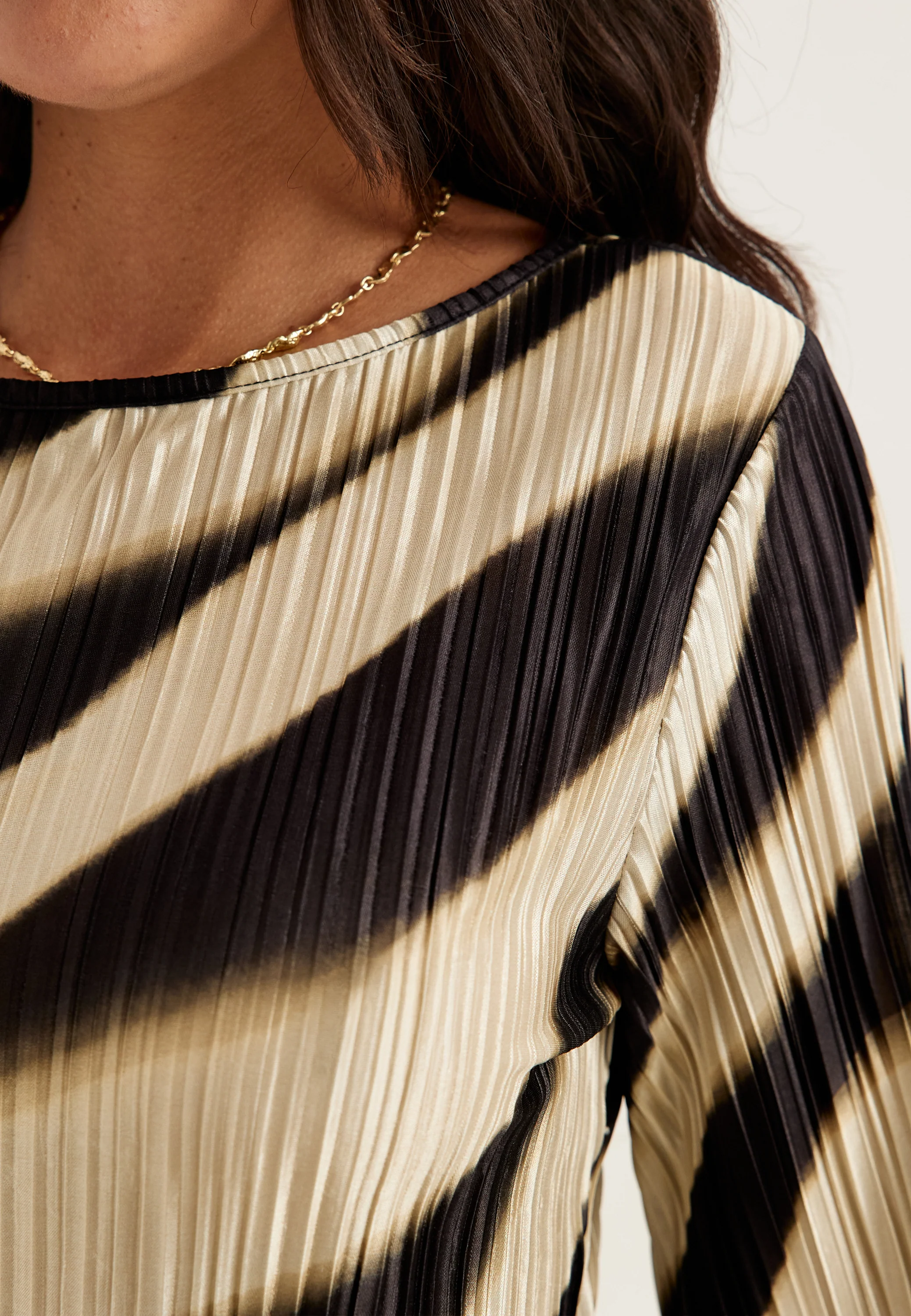 Pleated Frill Dress - Image 8