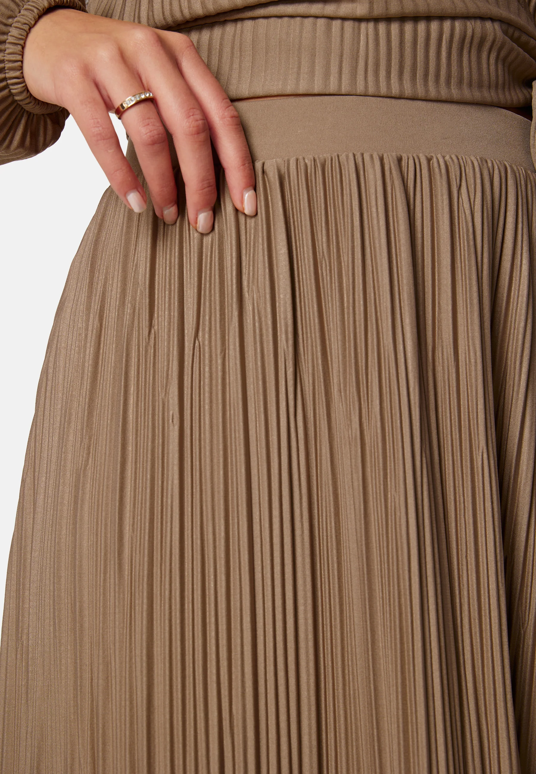 Pleated Maxi Skirt - Image 6