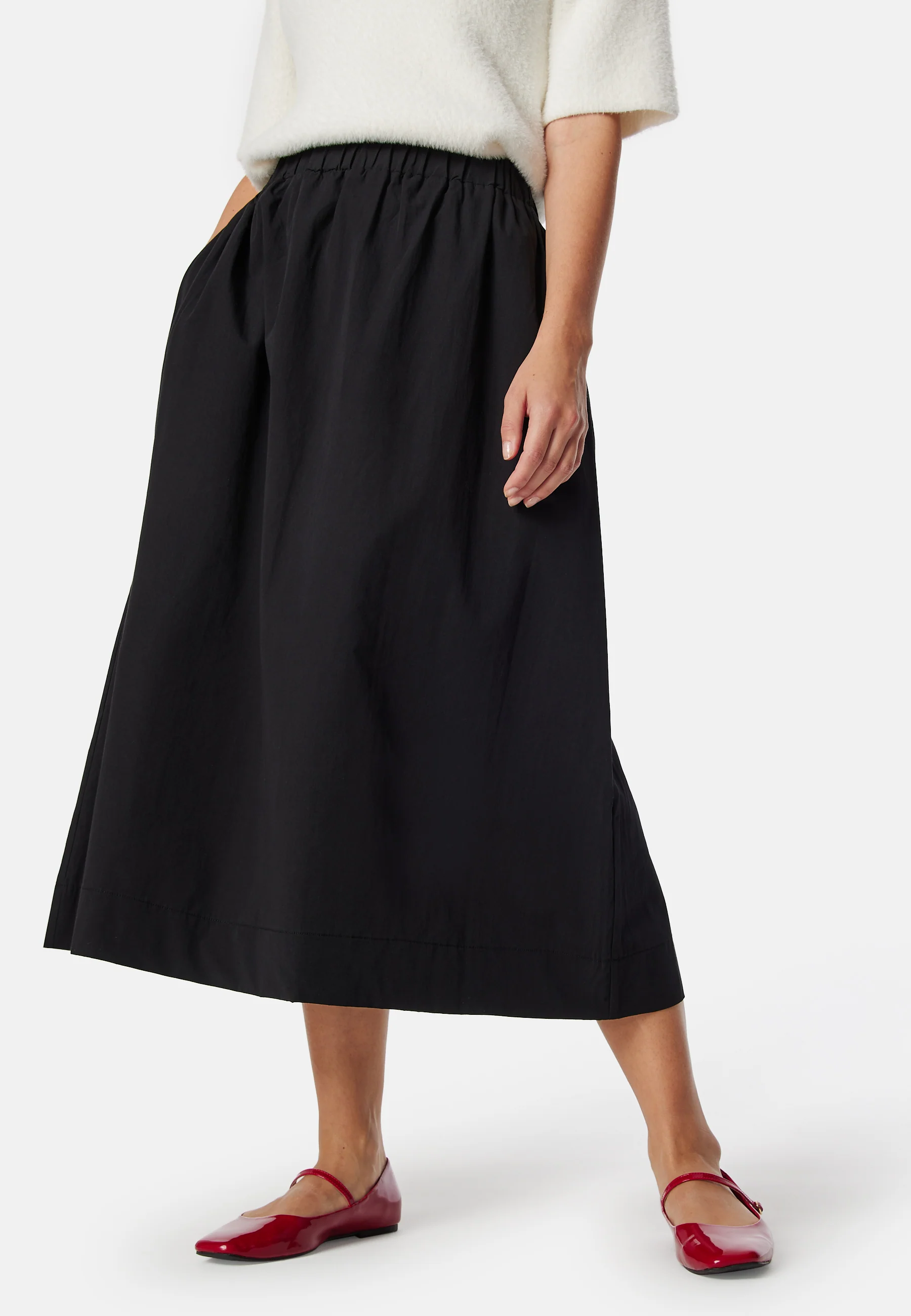 Pocket Midi Skirt - Image 2