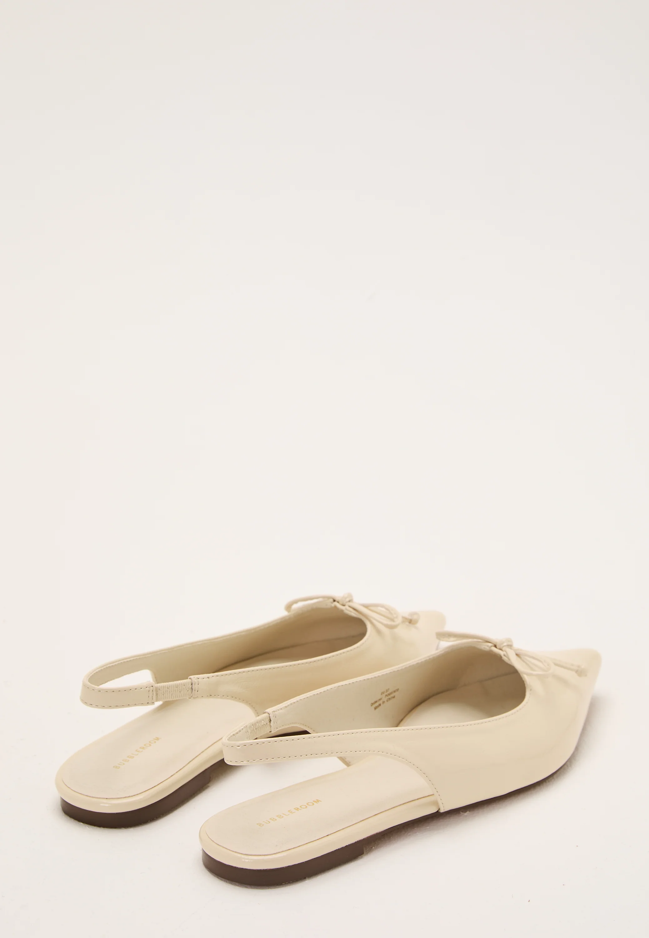 Pointy Flat Slingback - Image 4