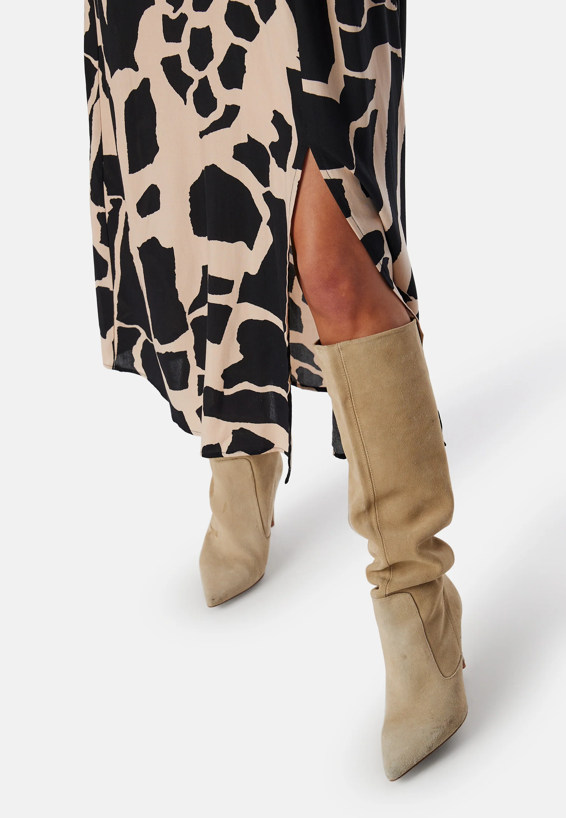 Puff Sleeve Midi Dress - Image 6