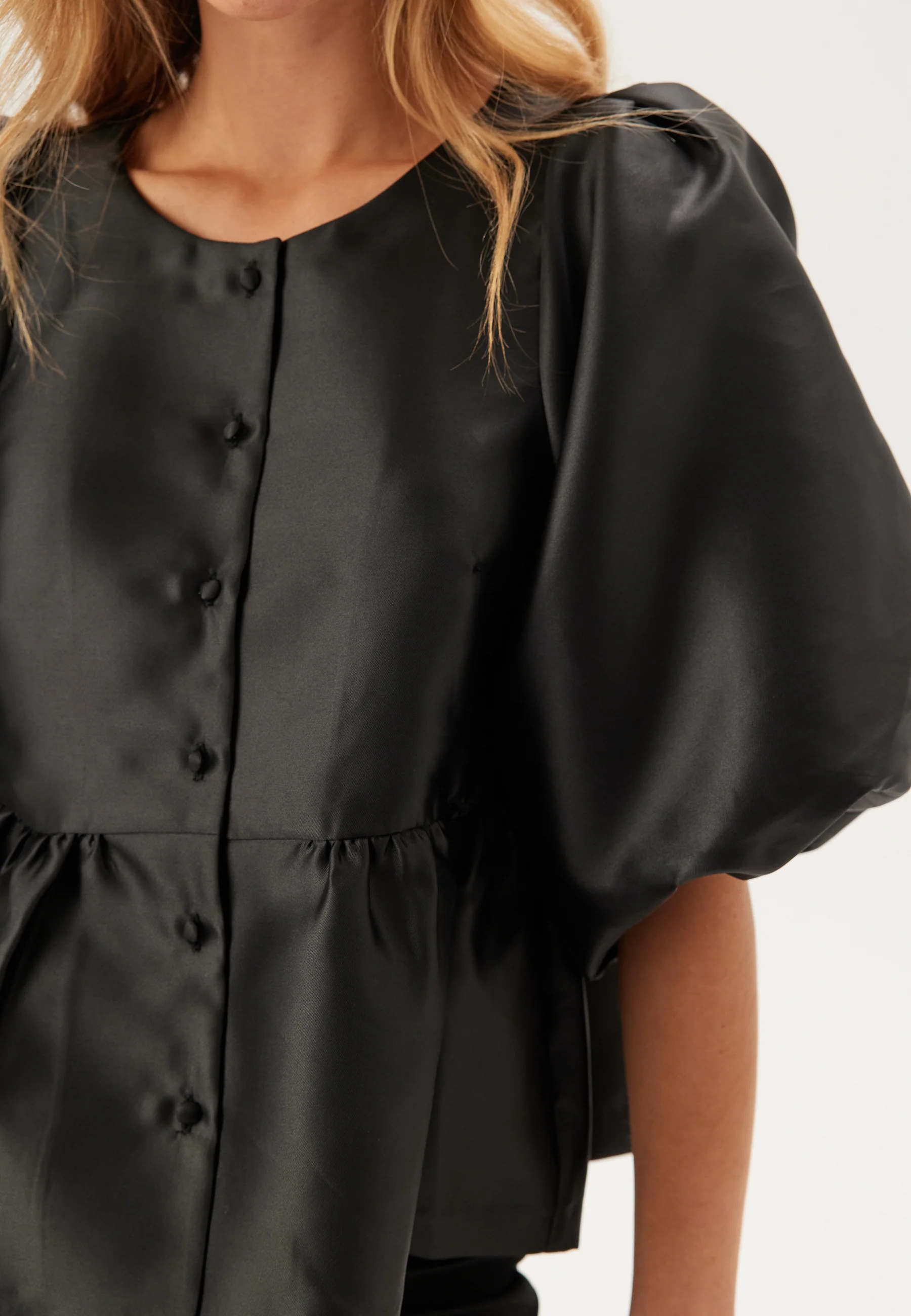 Puff Sleeve Peplum Satin Blouse - Image 4