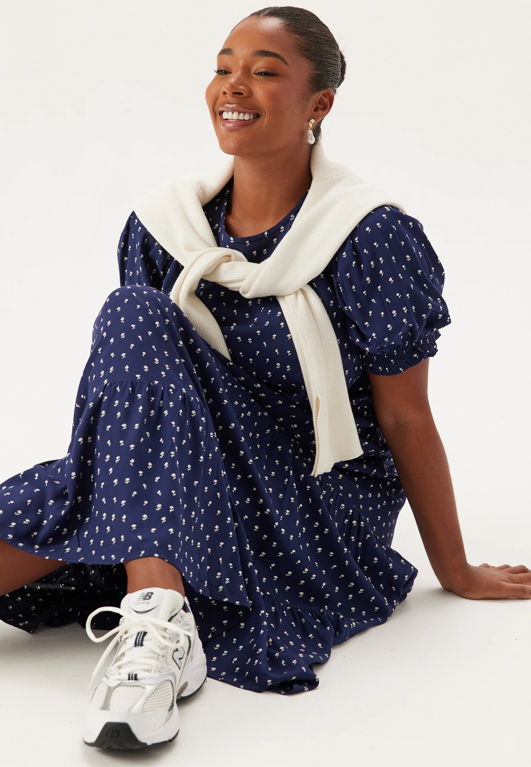 Puff Sleeve Viscose Midi Dress - Image 5