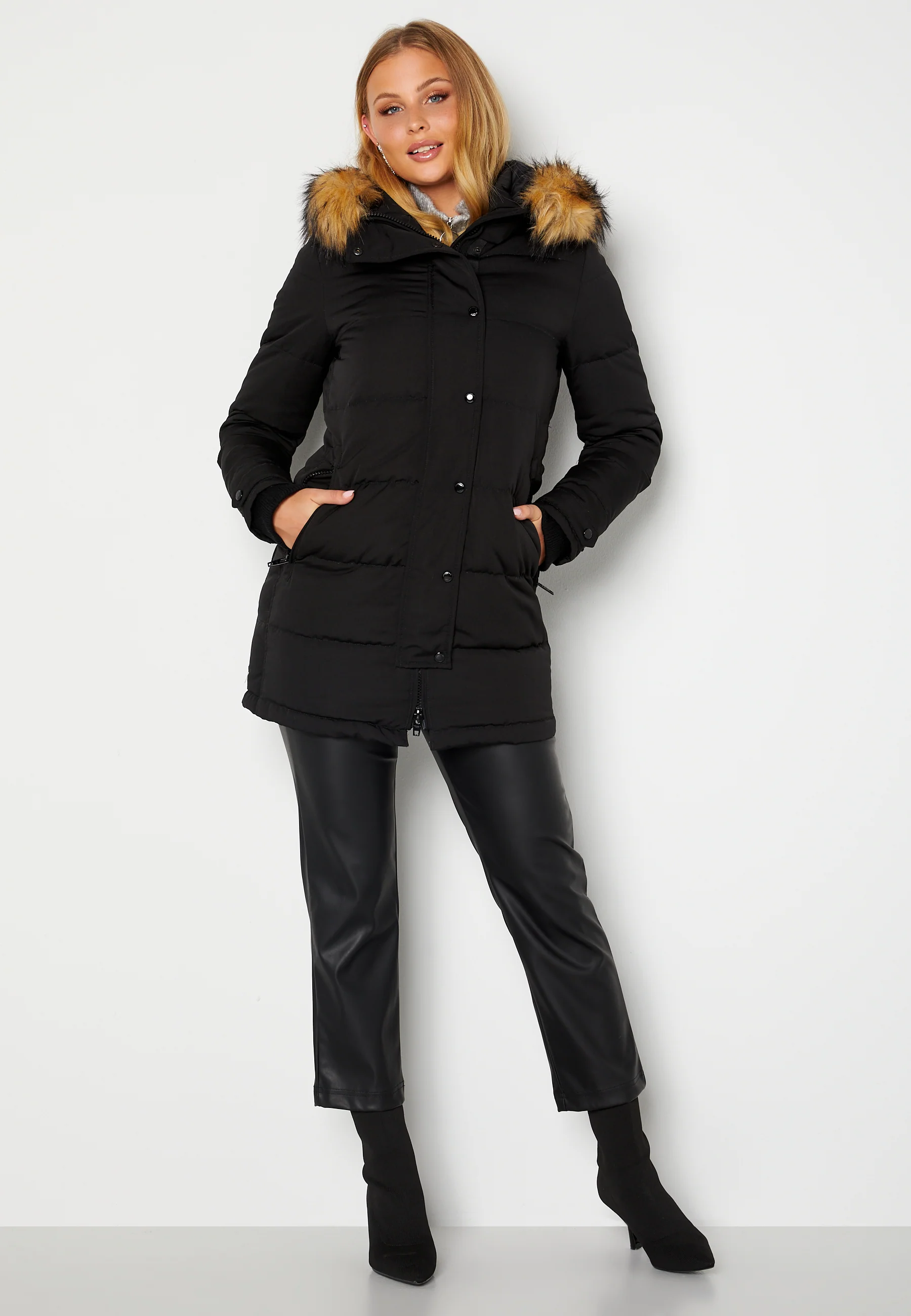 Raven Jacket - Image 4