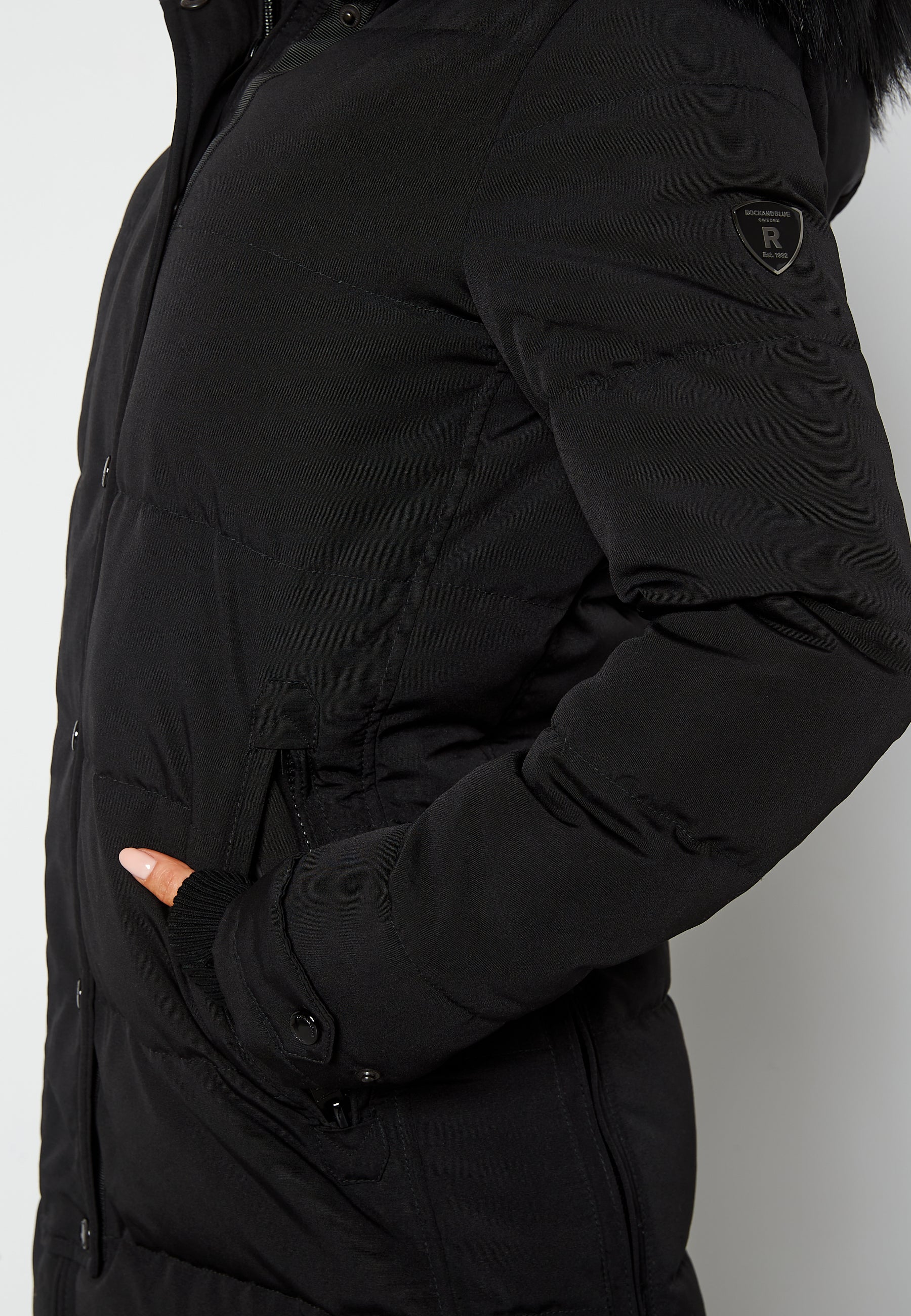 Raven Jacket - Image 7