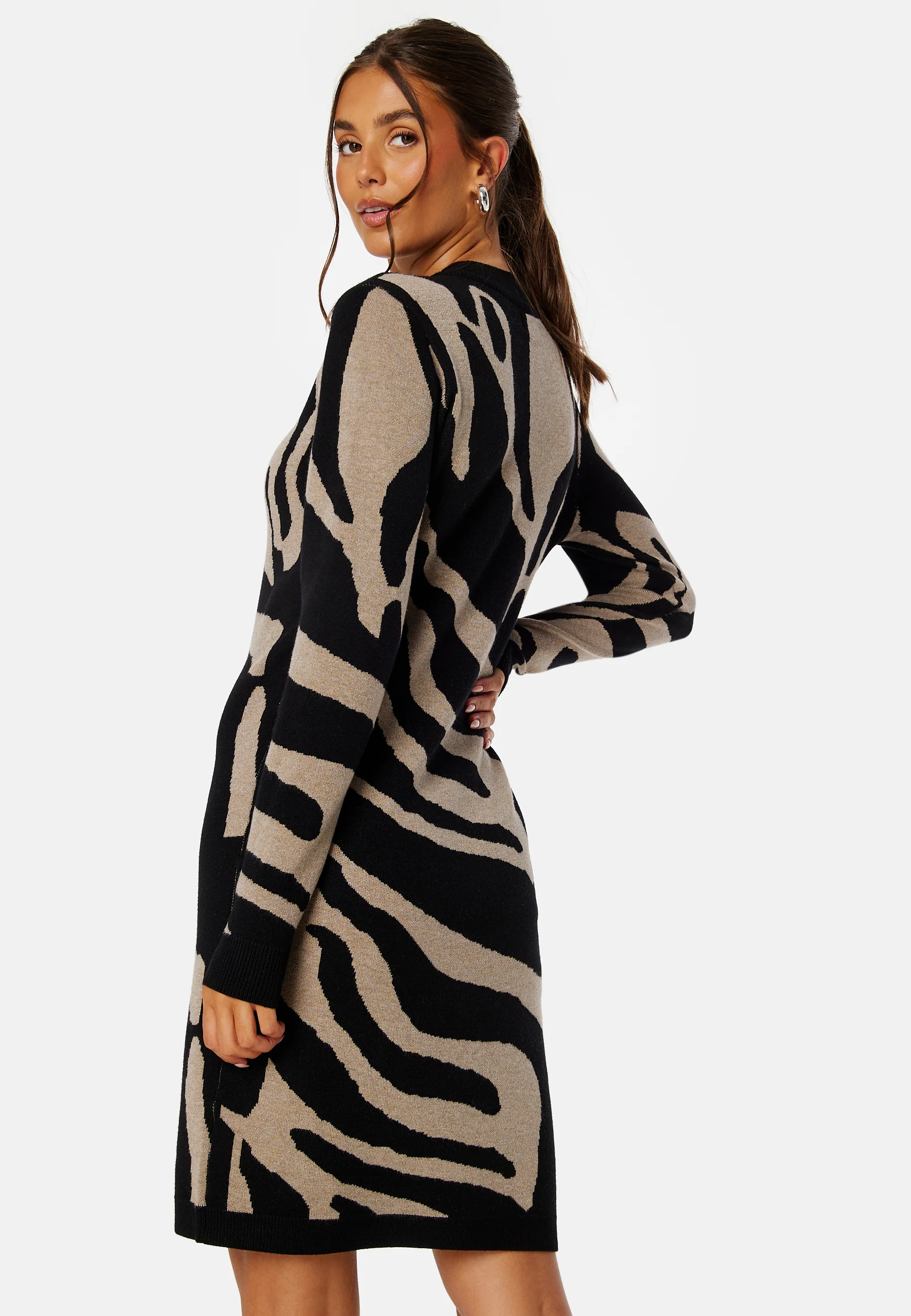 Ray L/S Knit Dress AOP - Image 3
