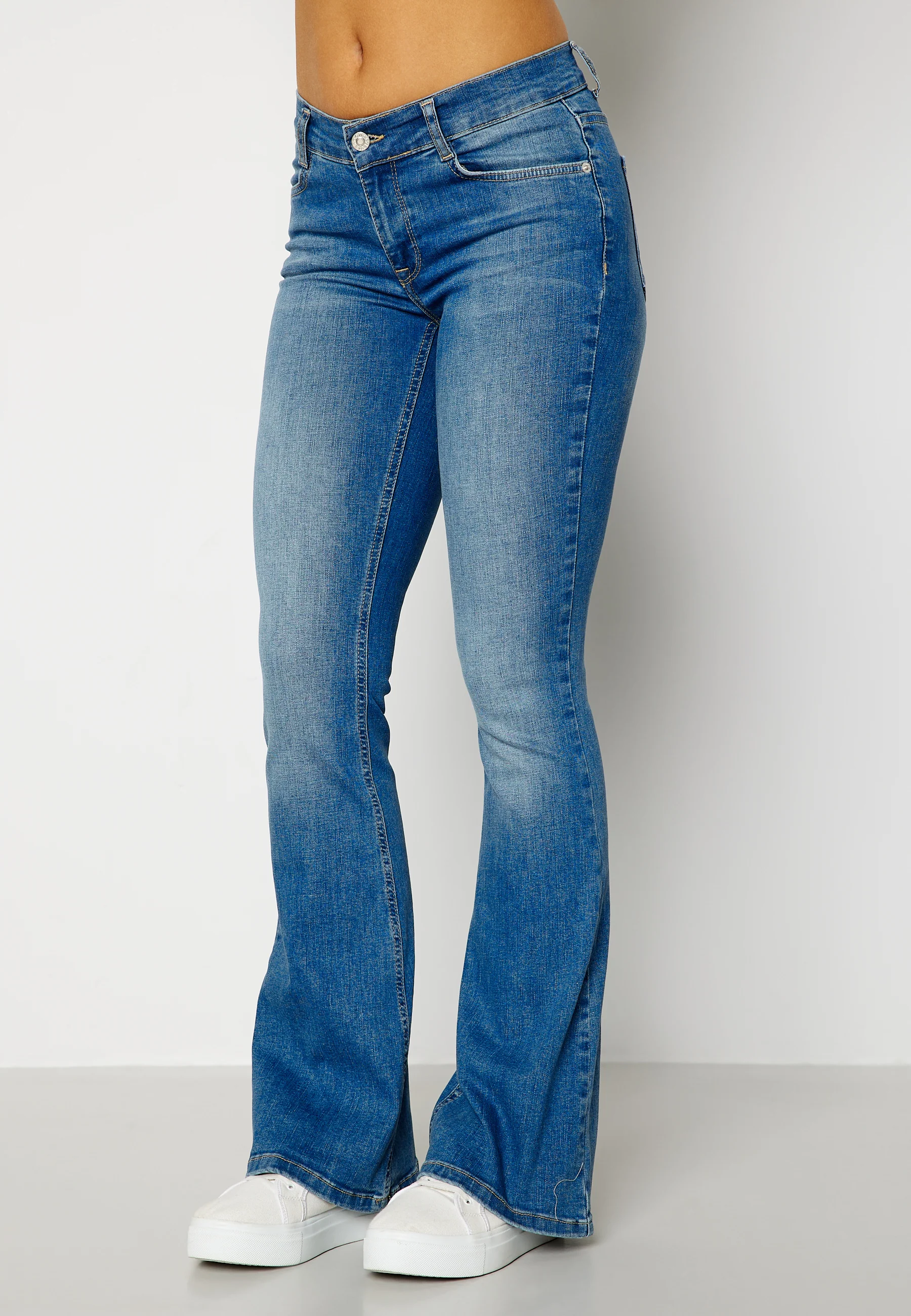 Rebecca low waist flared jeans - Image 2