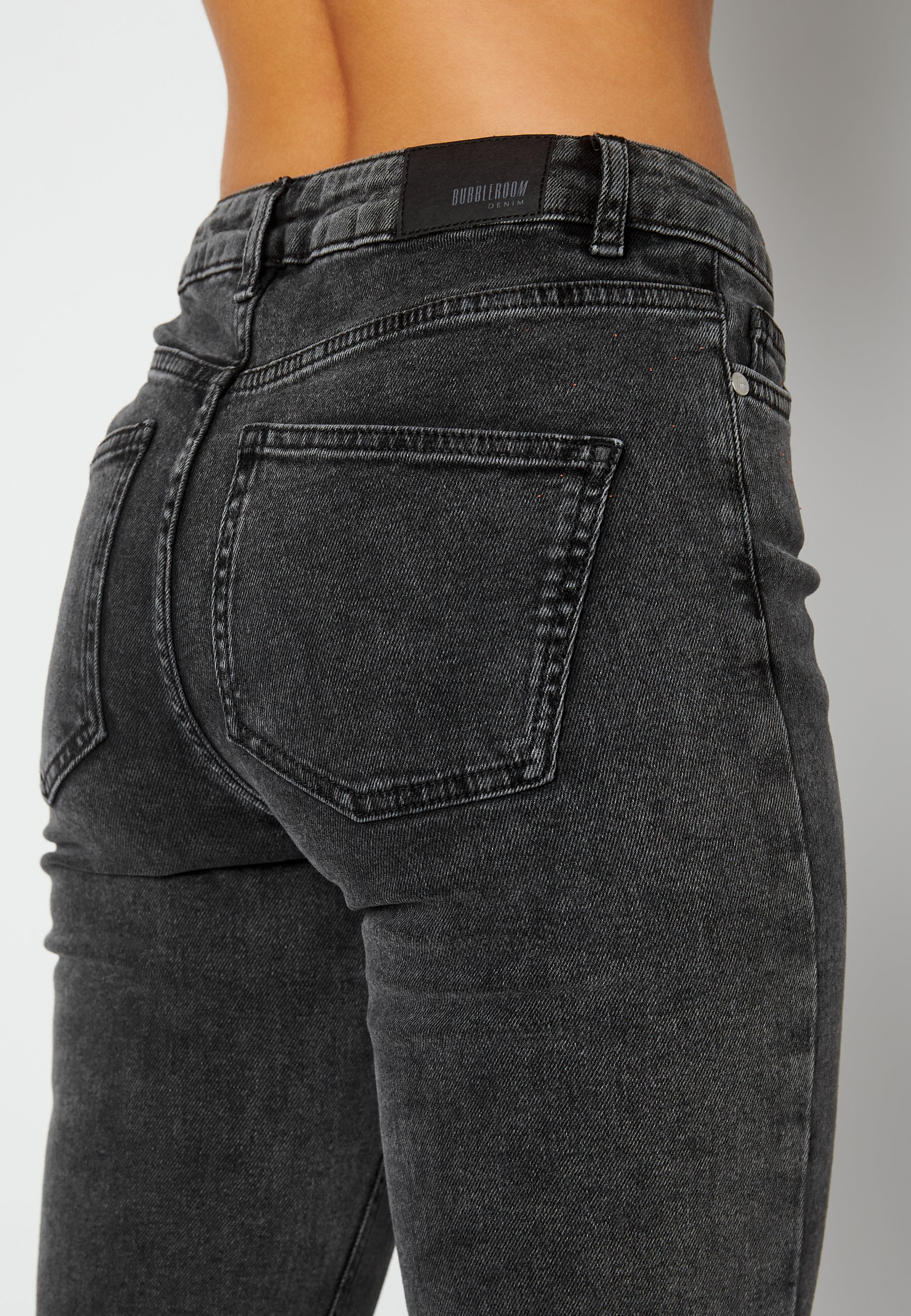Regina straight leg ankle jeans - Image 4