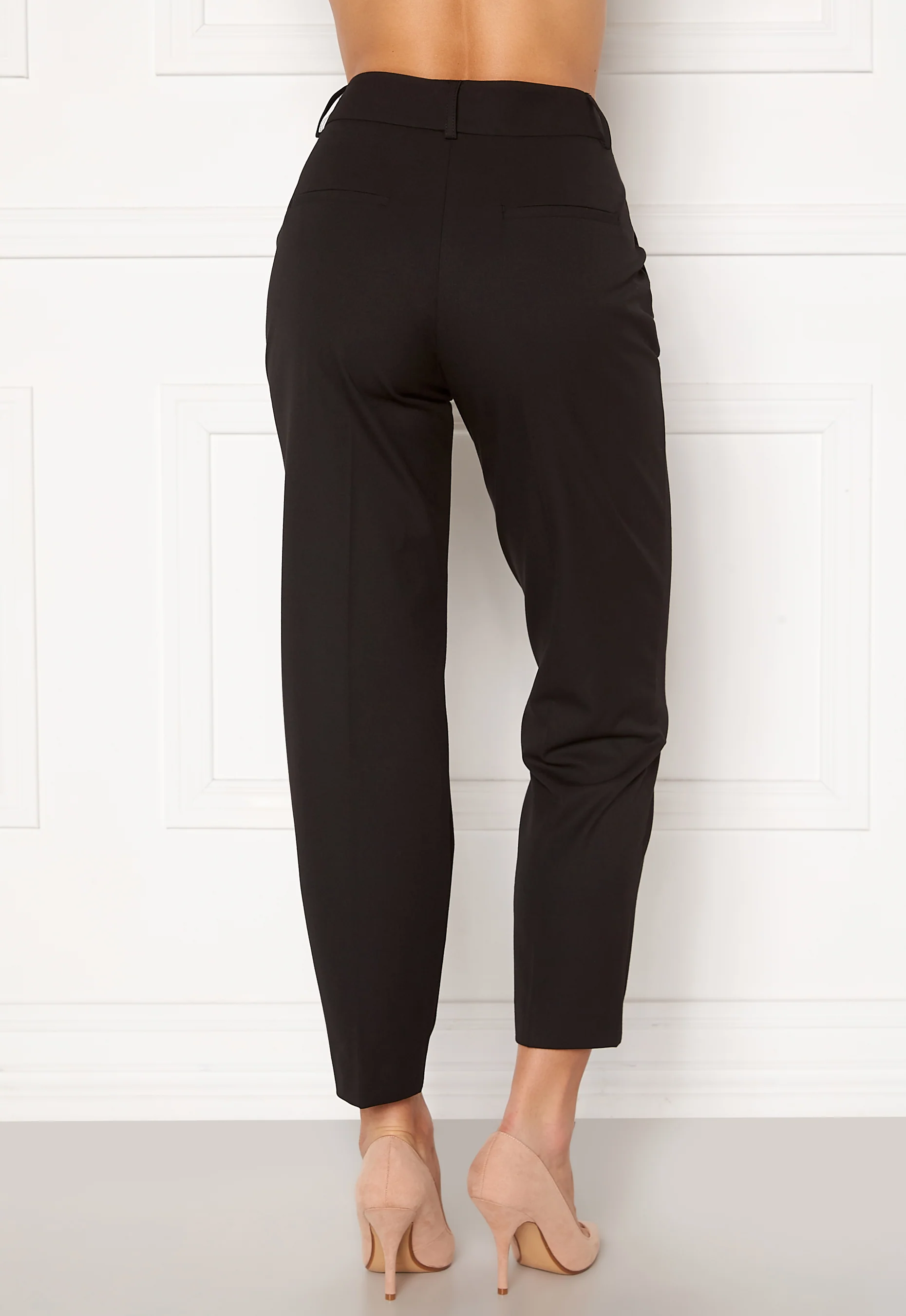 Ria MW Cropped Pant