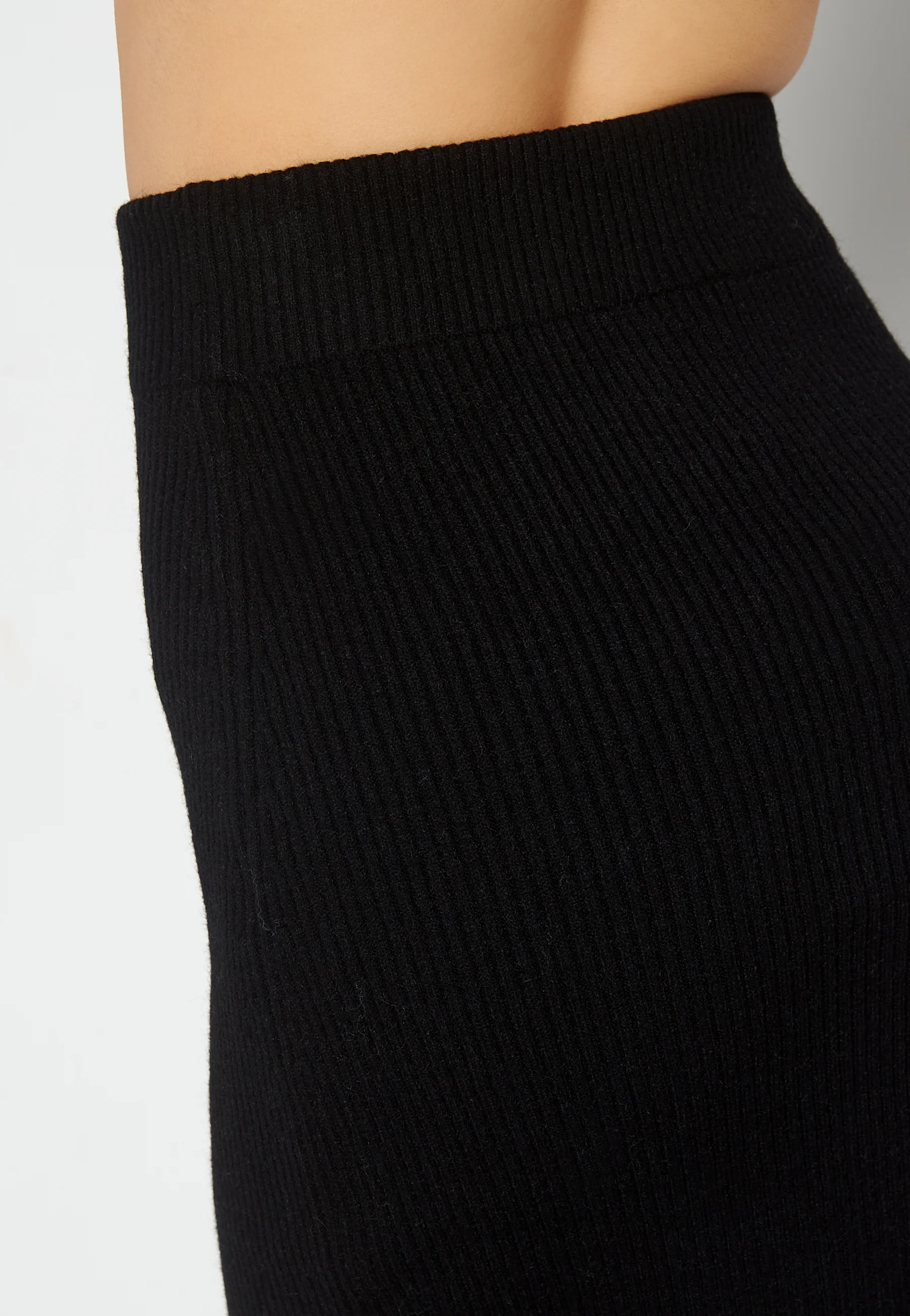 Ril Pencil HW Knit Skirt - Image 5