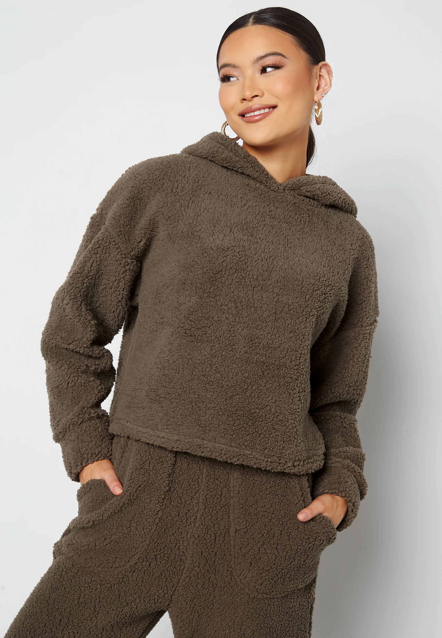 Robyn L/S Teddy Hood - Image 2