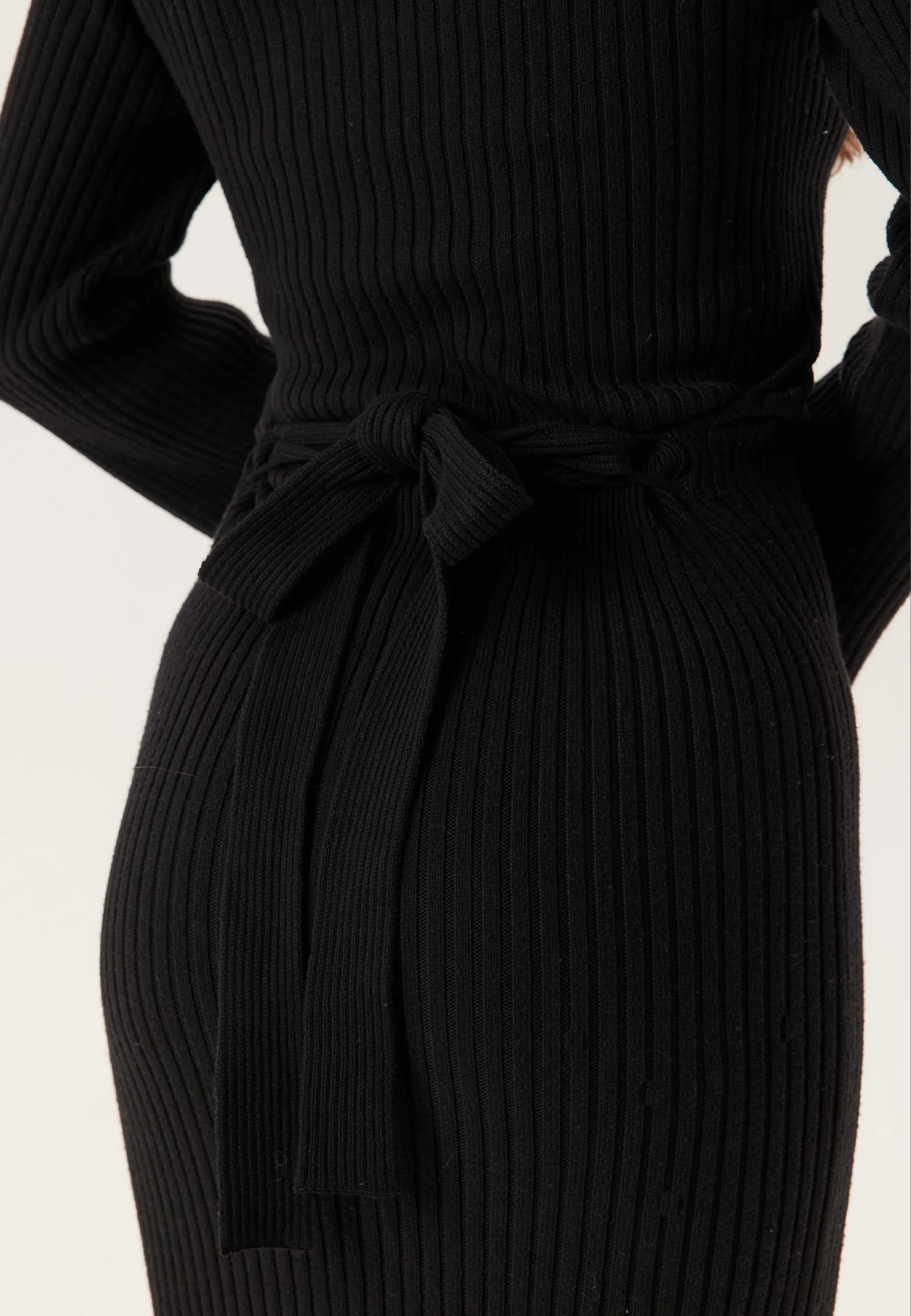 Round Neck Rib Knitted Maxi Dress - Image 5