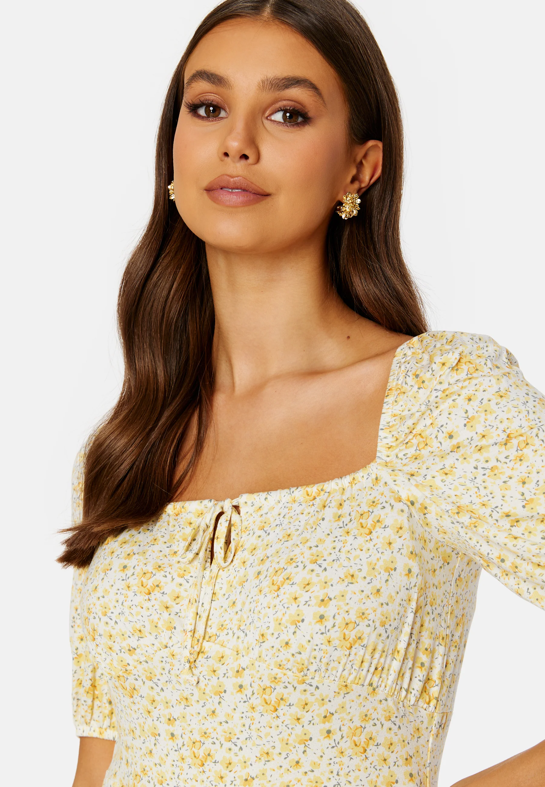 Ruched Short Sleeve Tie Top - Image 7
