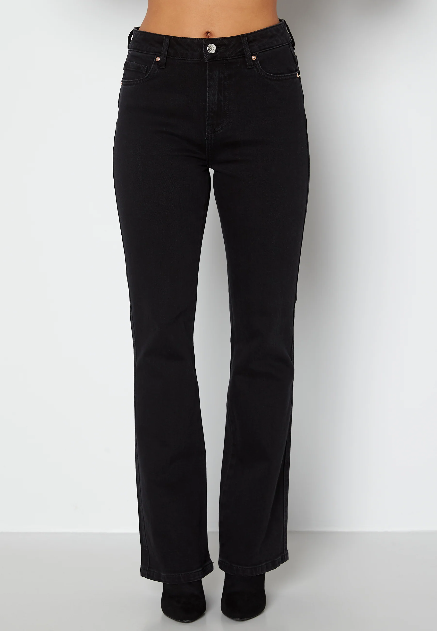 Saga HR S Flared Jeans - Image 4