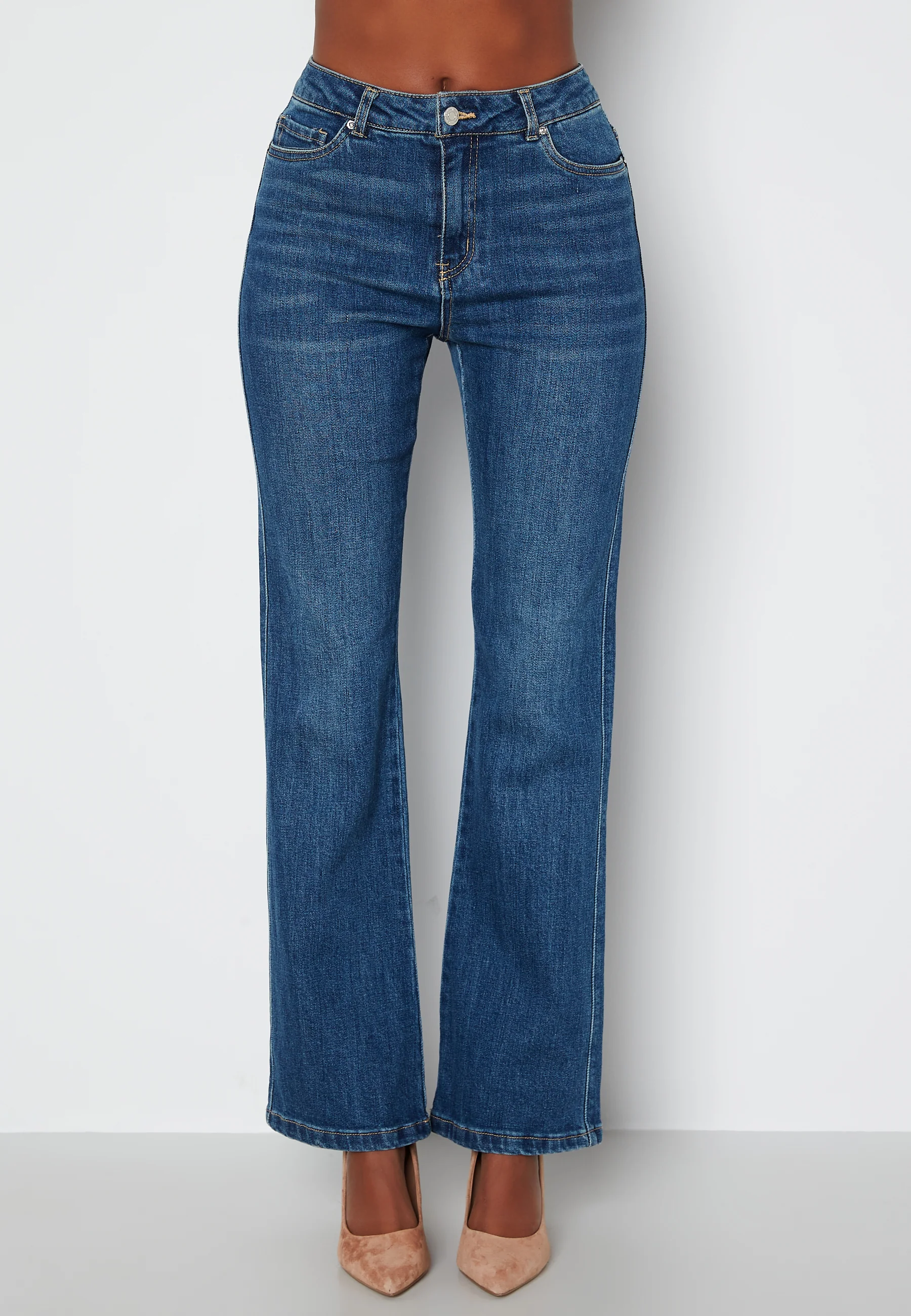 Saga HR S Flared Jeans - Image 3