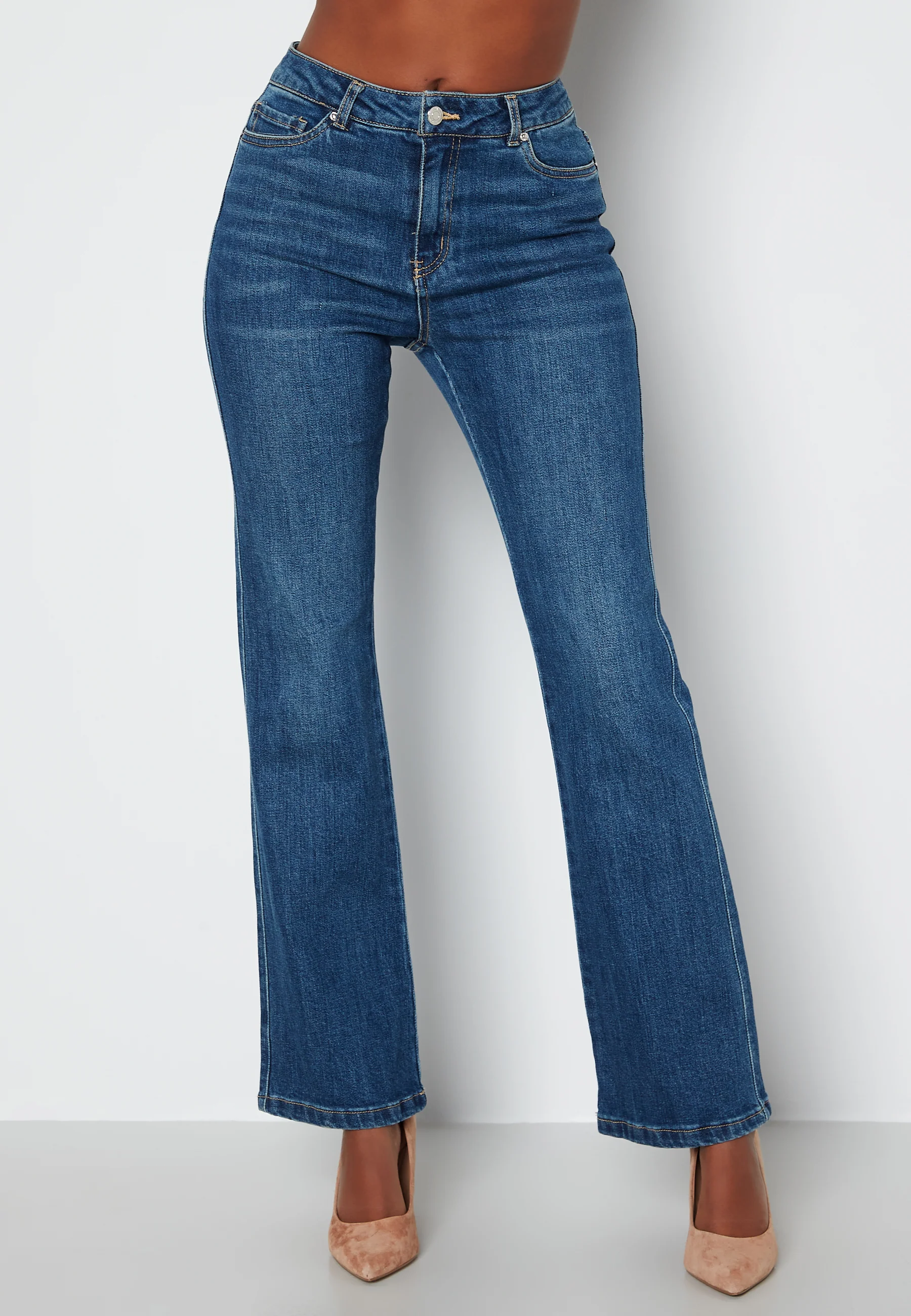 Saga HR S Flared Jeans - Image 4
