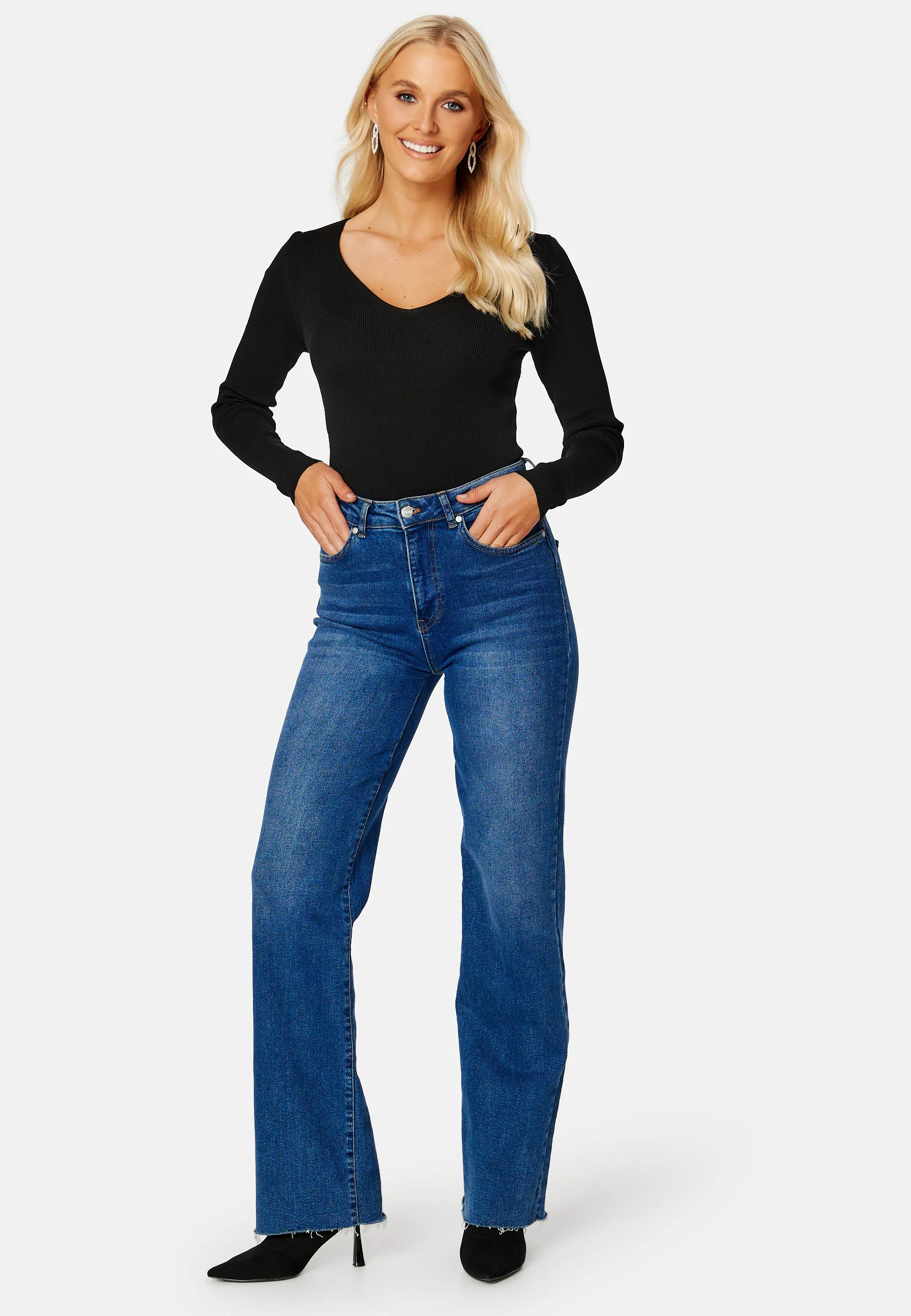 Sally Rib L/S V-Neck - Image 2