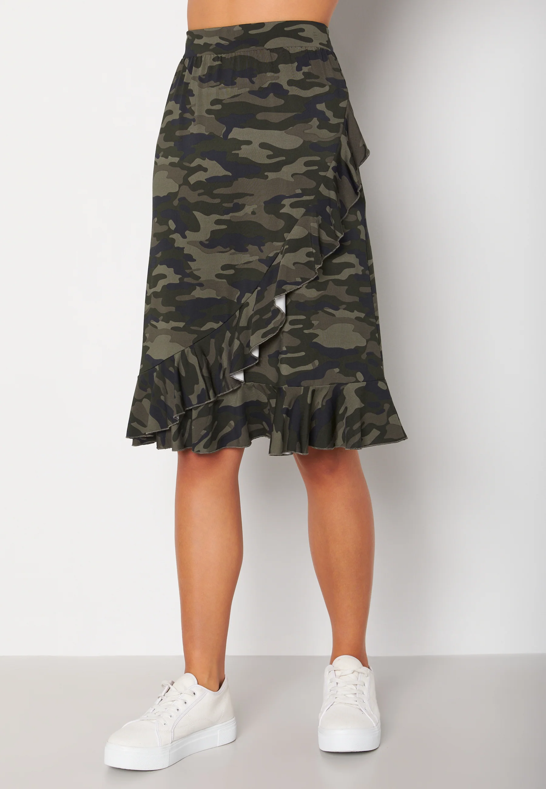 Sandy frill skirt