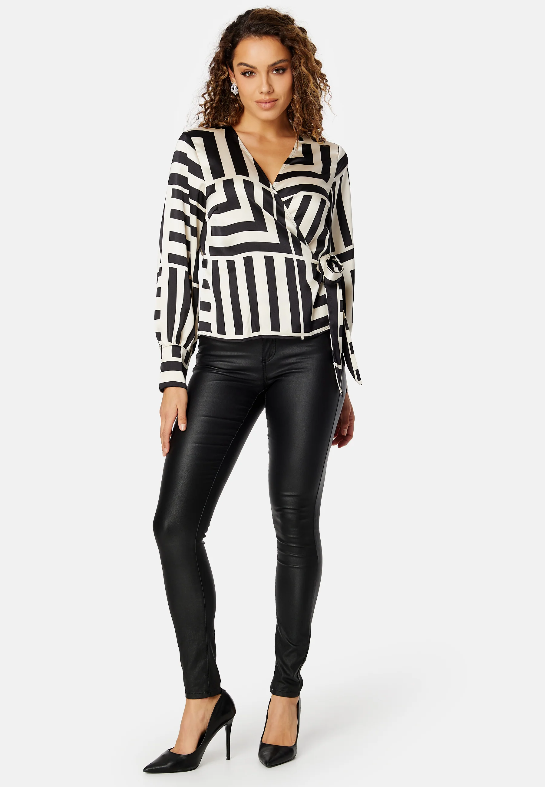 Sateen AOP L/S Wrap Top - Image 2