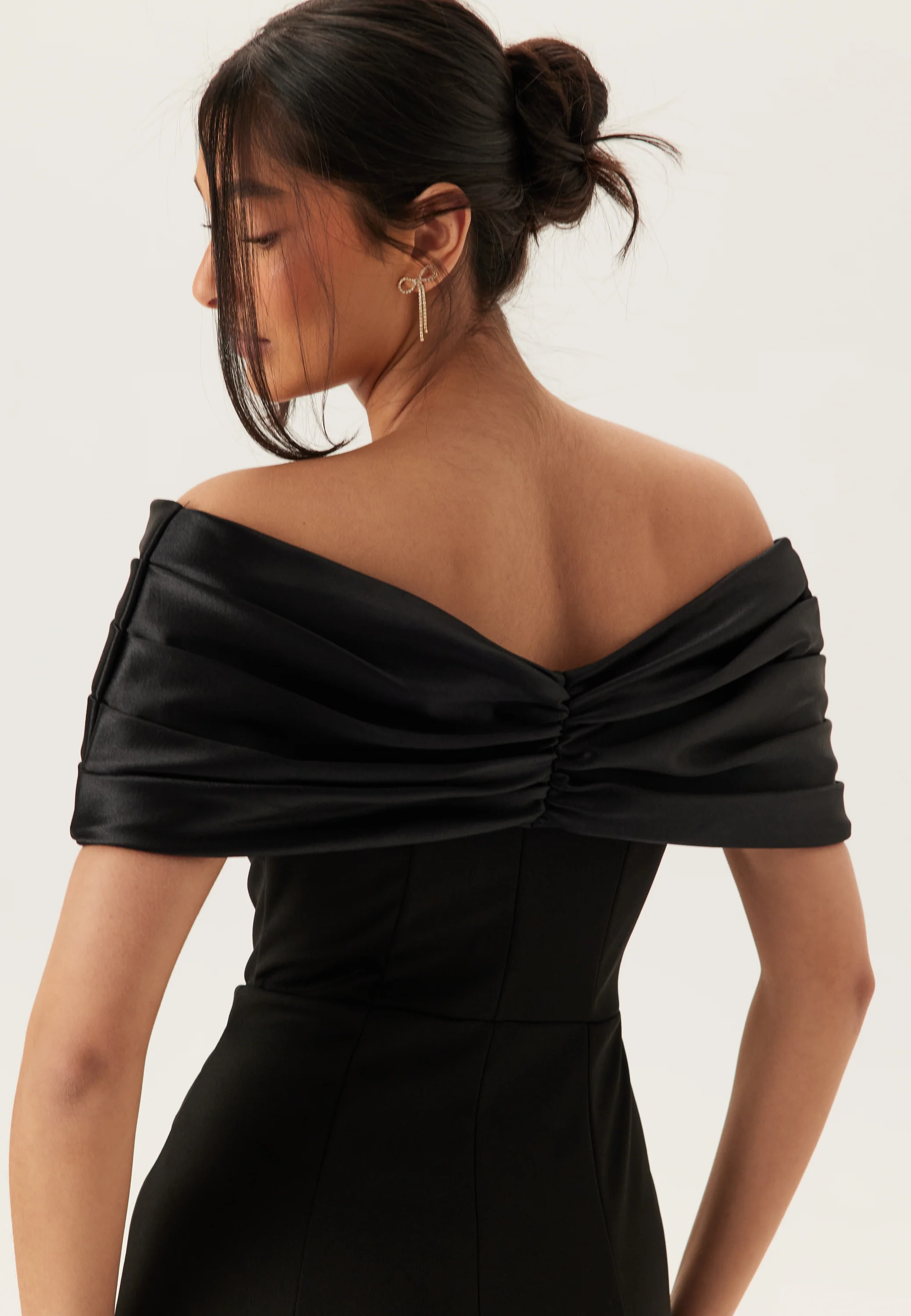 Satin Bow Off Shoulder Gown - Image 4