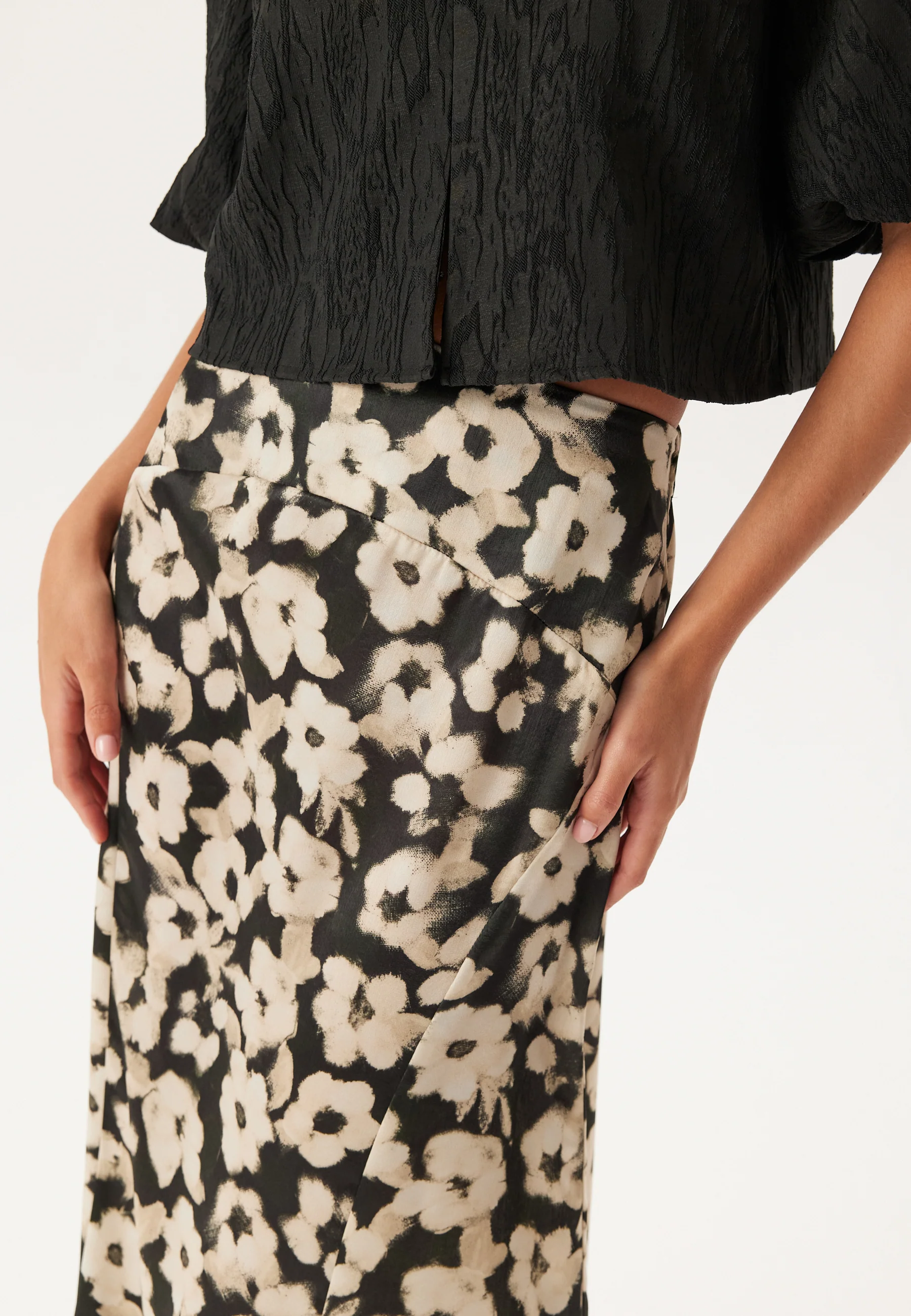 Satin Skirt - Image 6