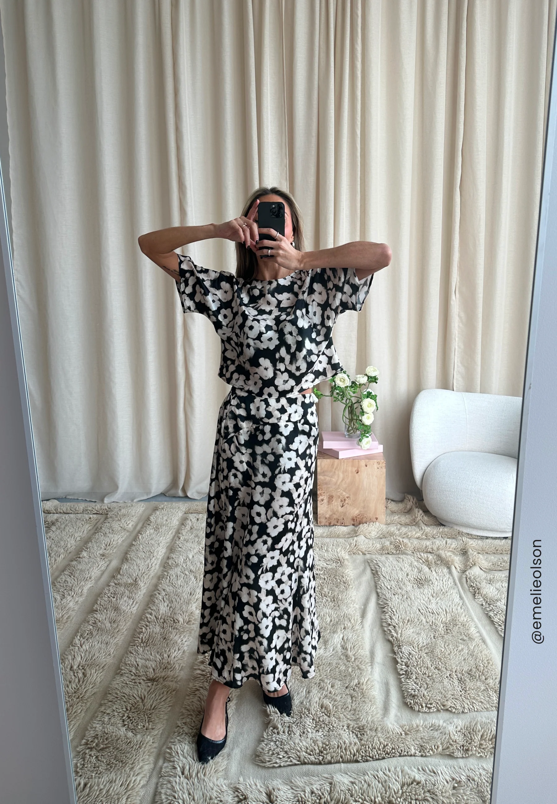 Satin Skirt - Image 9