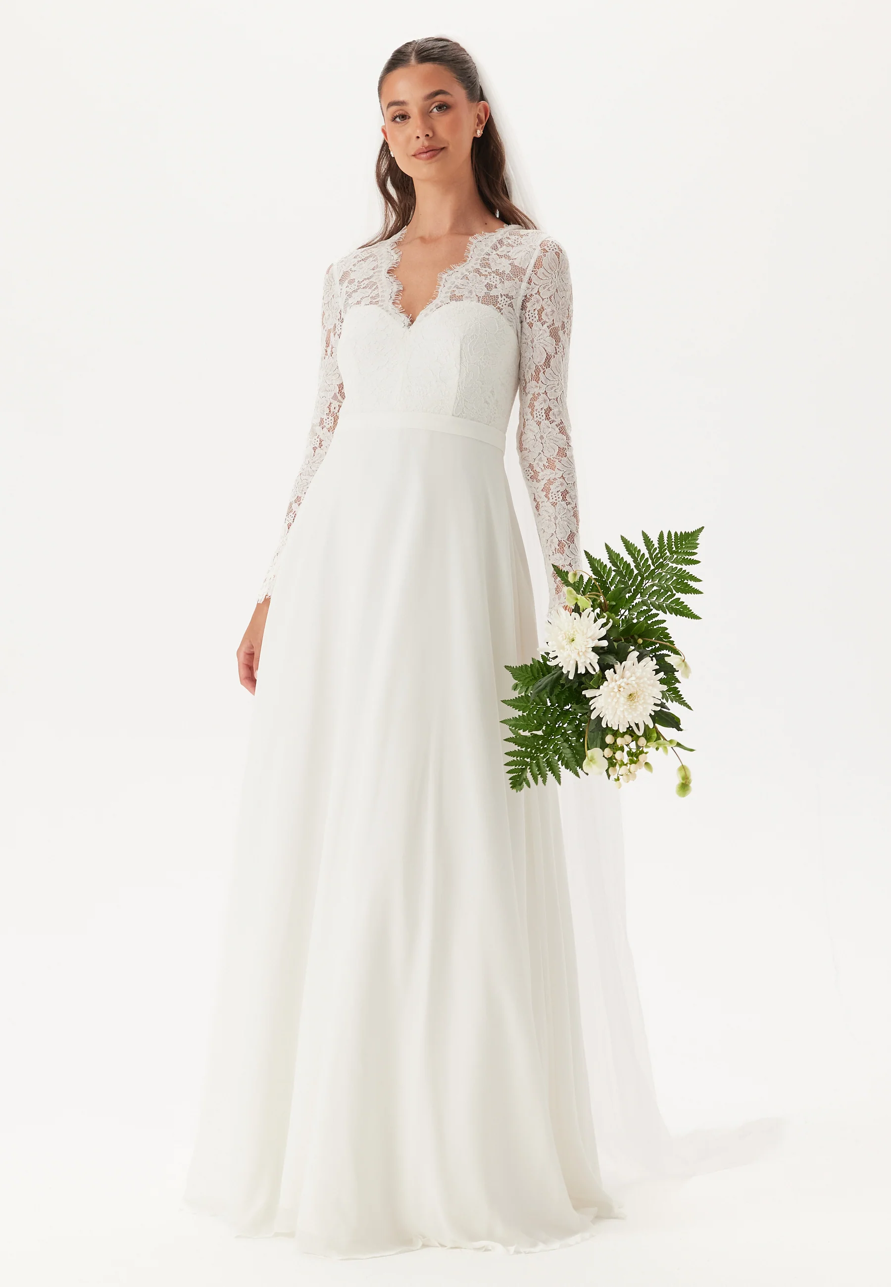 Scallop V-Neck Lace Gown
