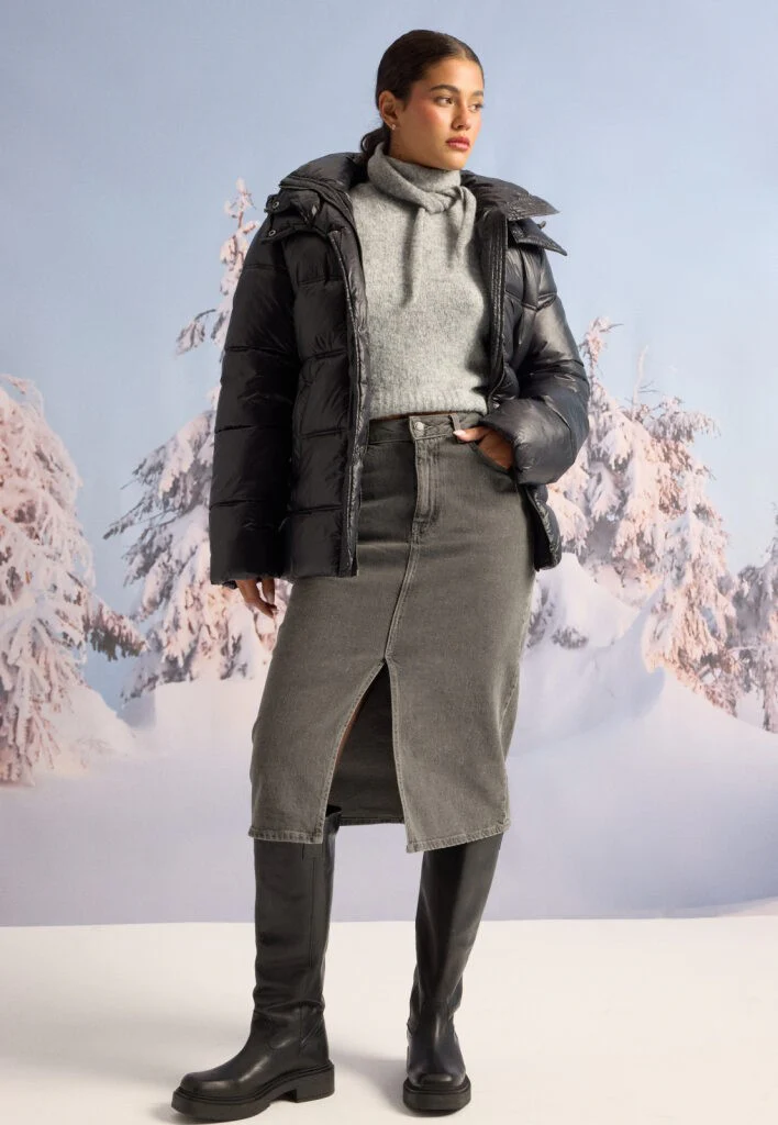Semi Shiny Padded Jacket - Image 3