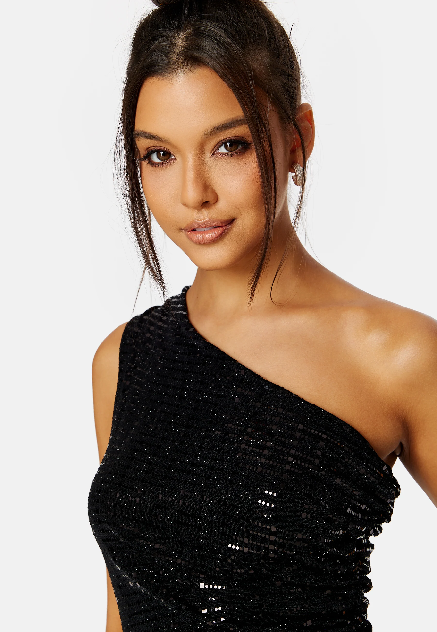 Sequin One Shoulder Sleeve Rouch Dress - Image 4