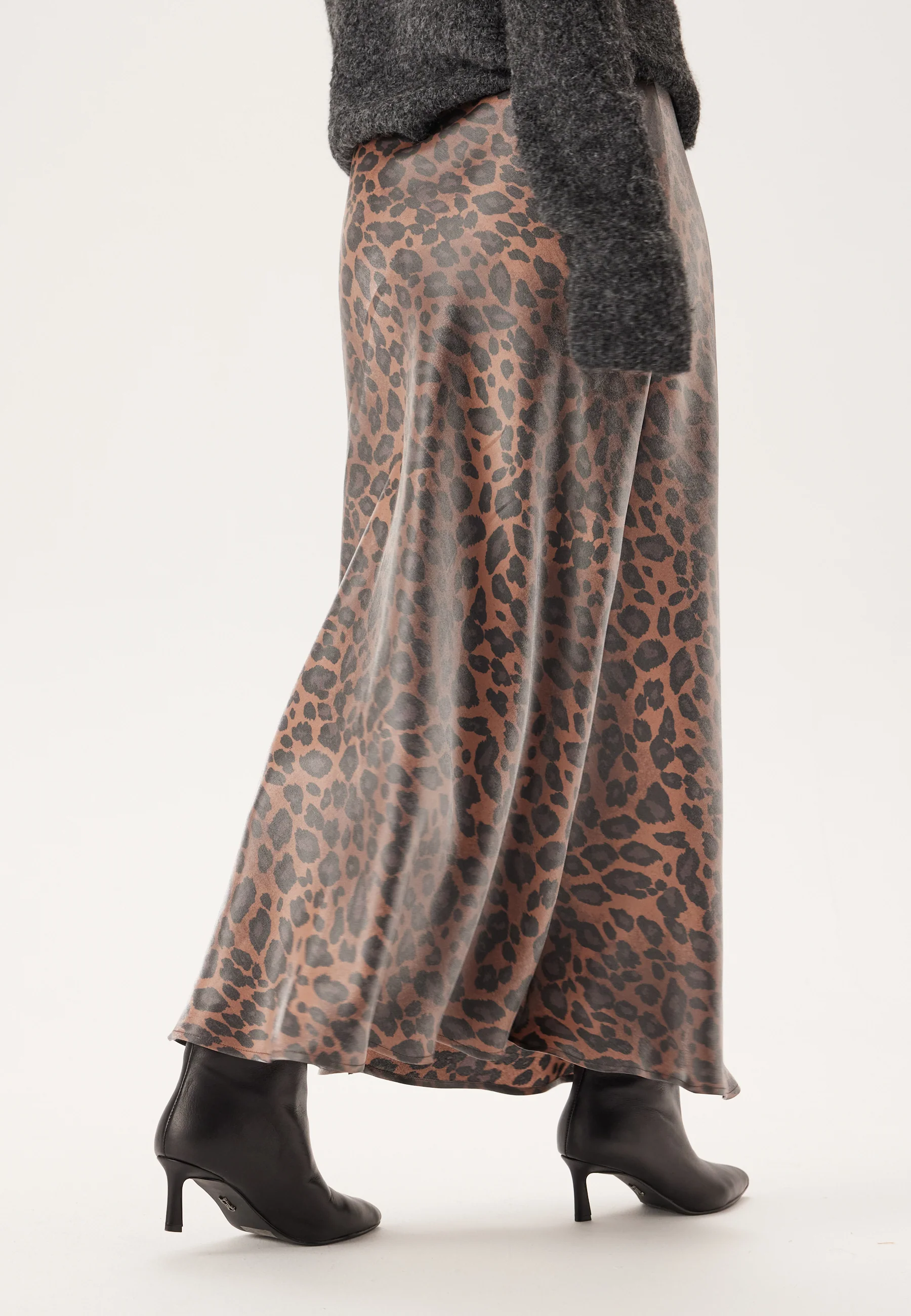 Shimmer Midaxi Skirt - Image 2