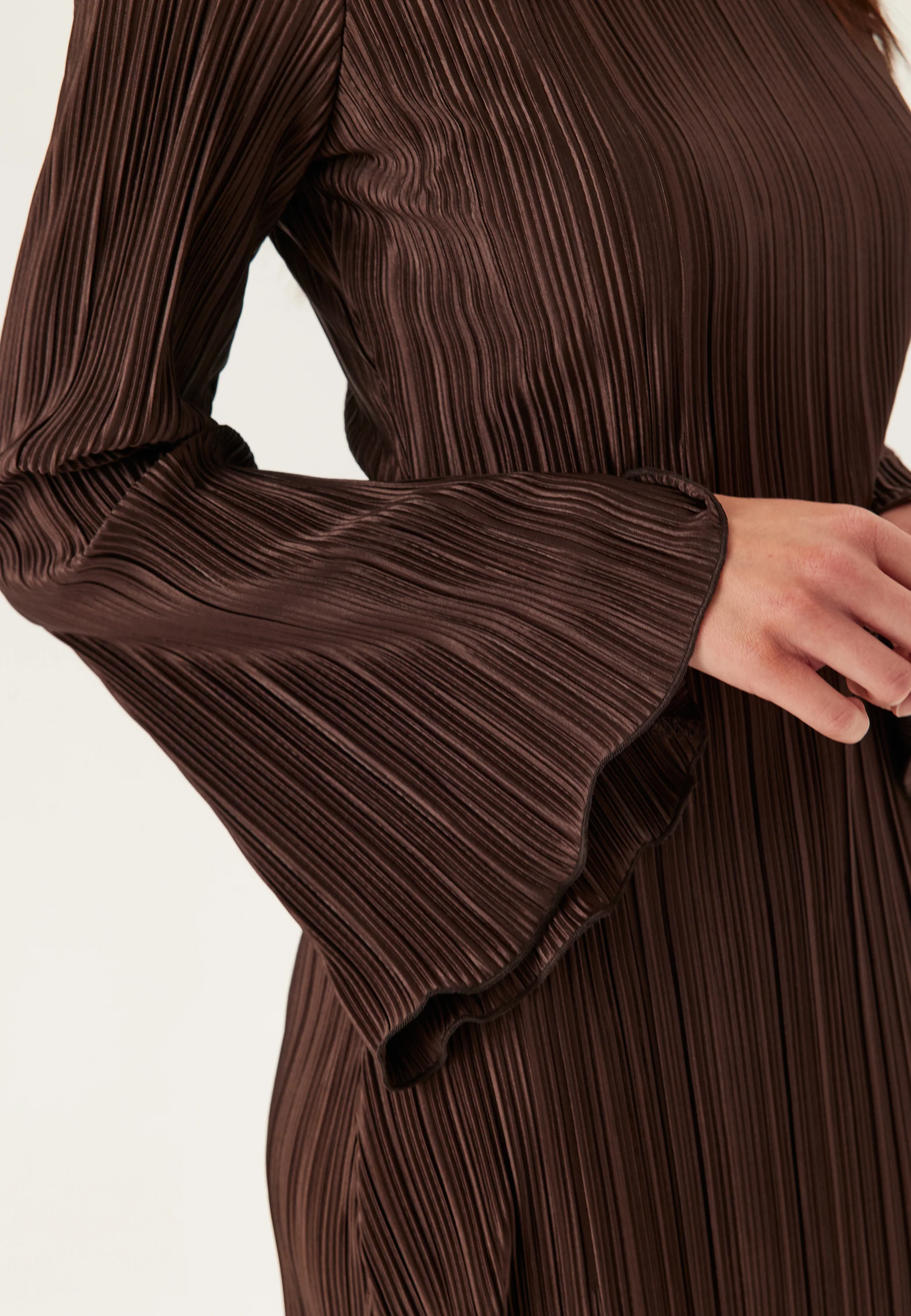 Short Pleated Frill Dress - Image 4