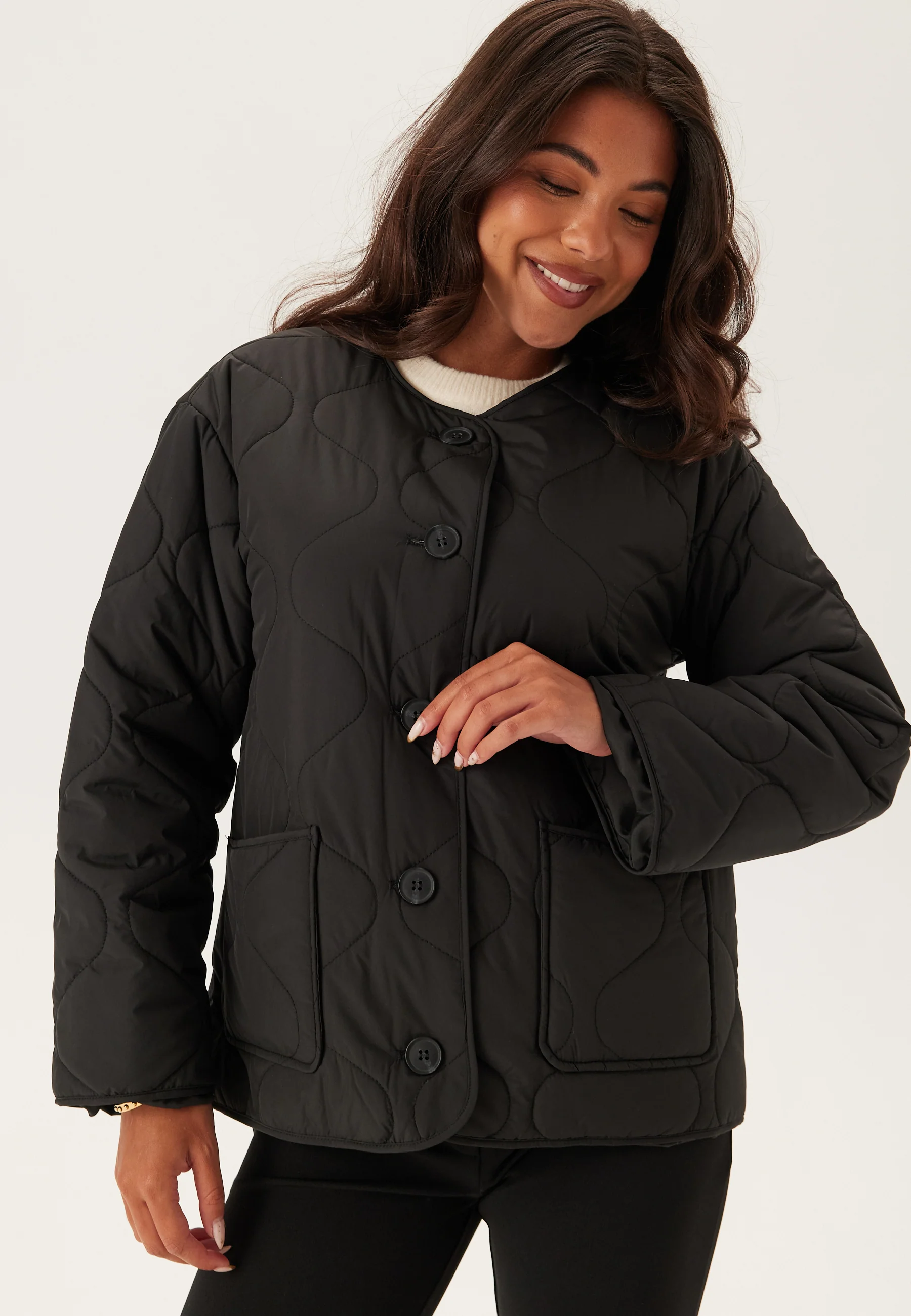 Short Quilted Jacket - Image 3