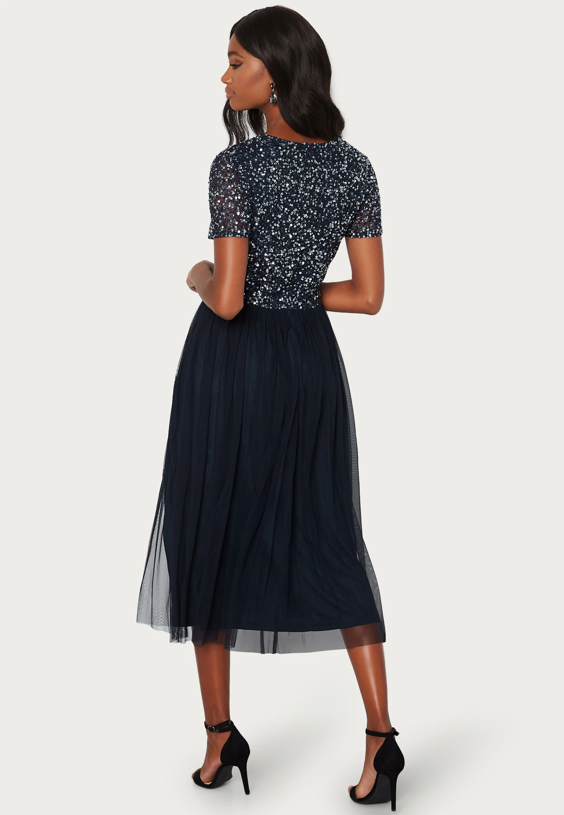 Short Sleeve Sequin Embellished Midi Dress - Image 2