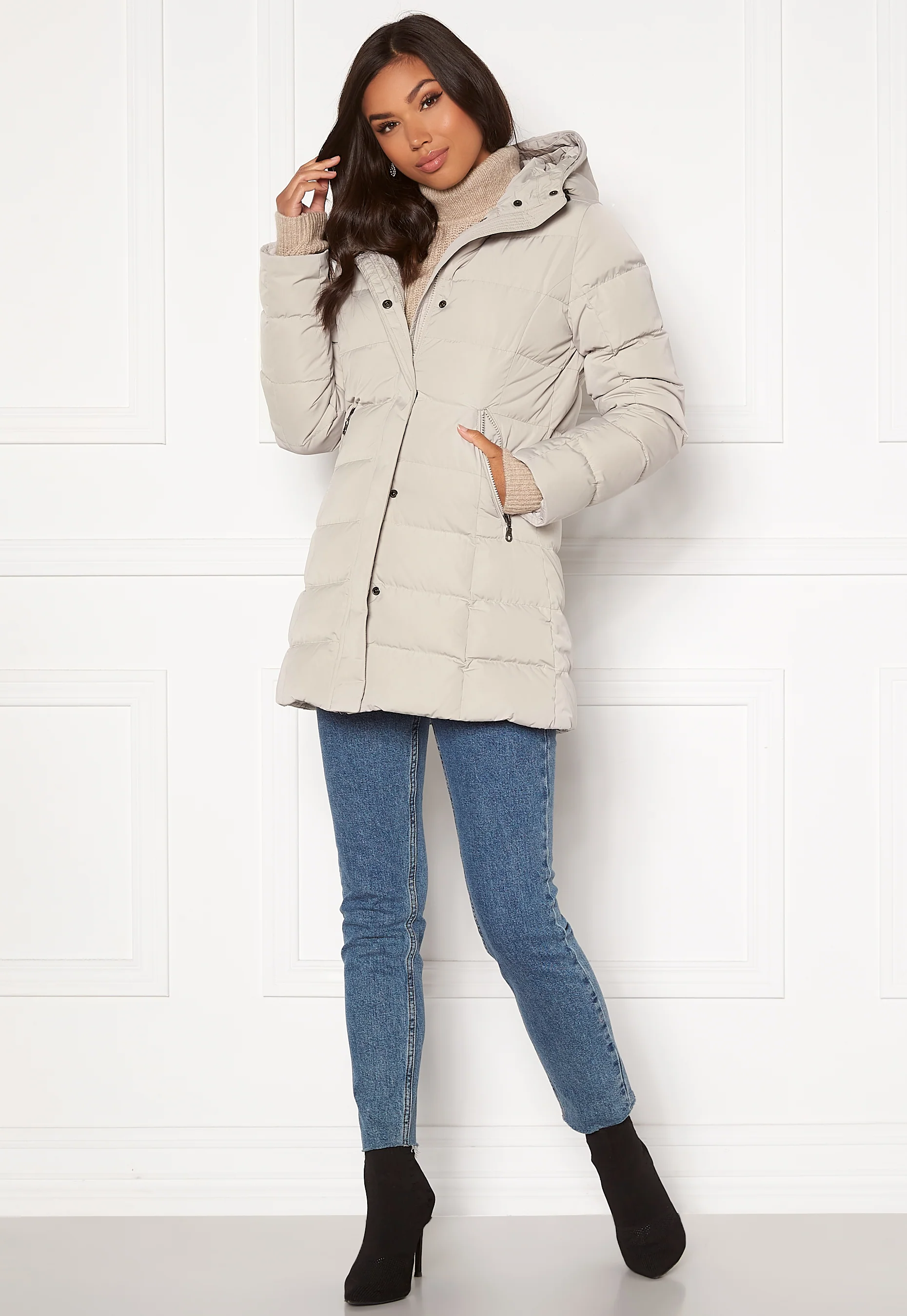 Siri Down Jacket - Image 4