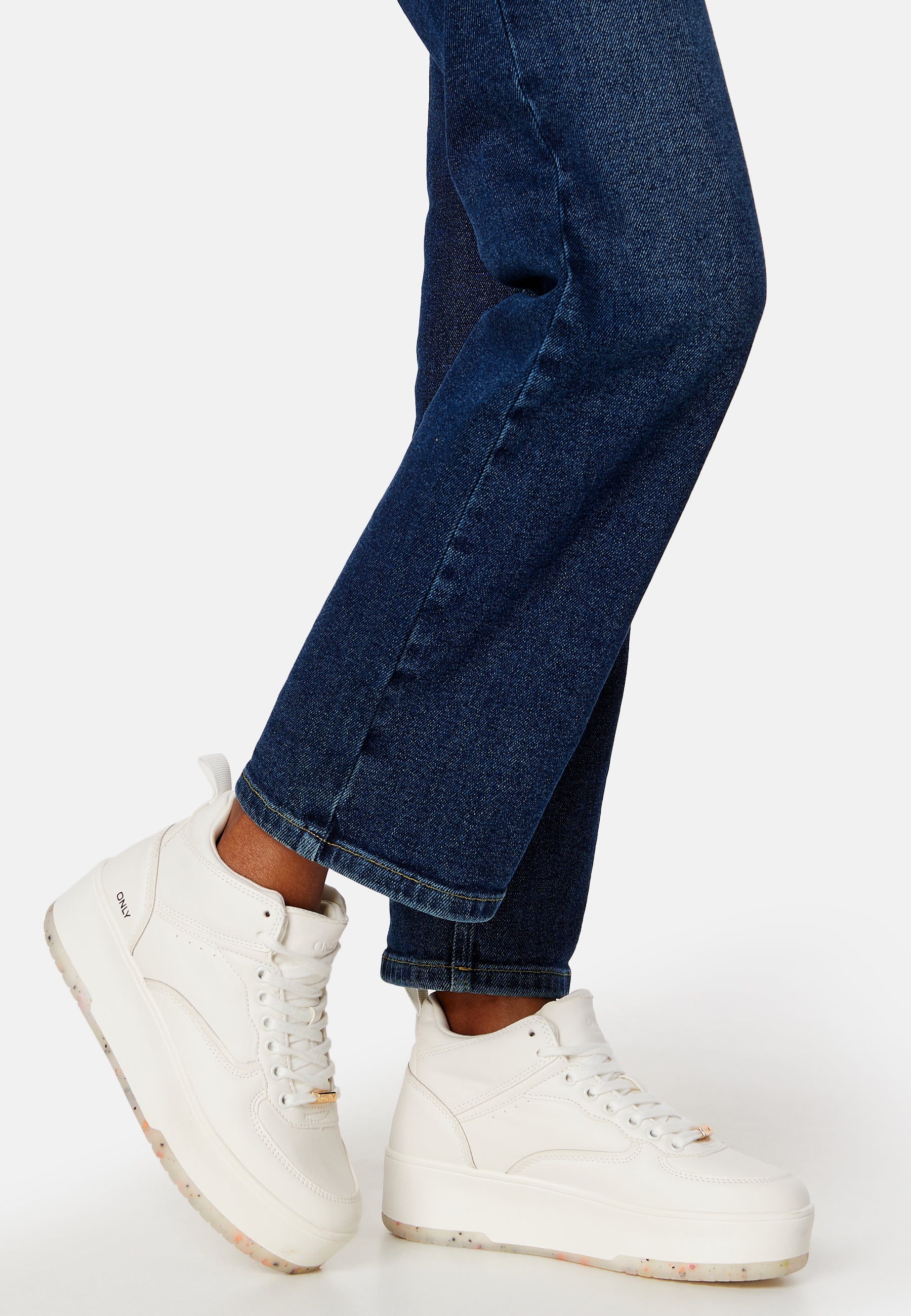 Siri High Sneaker