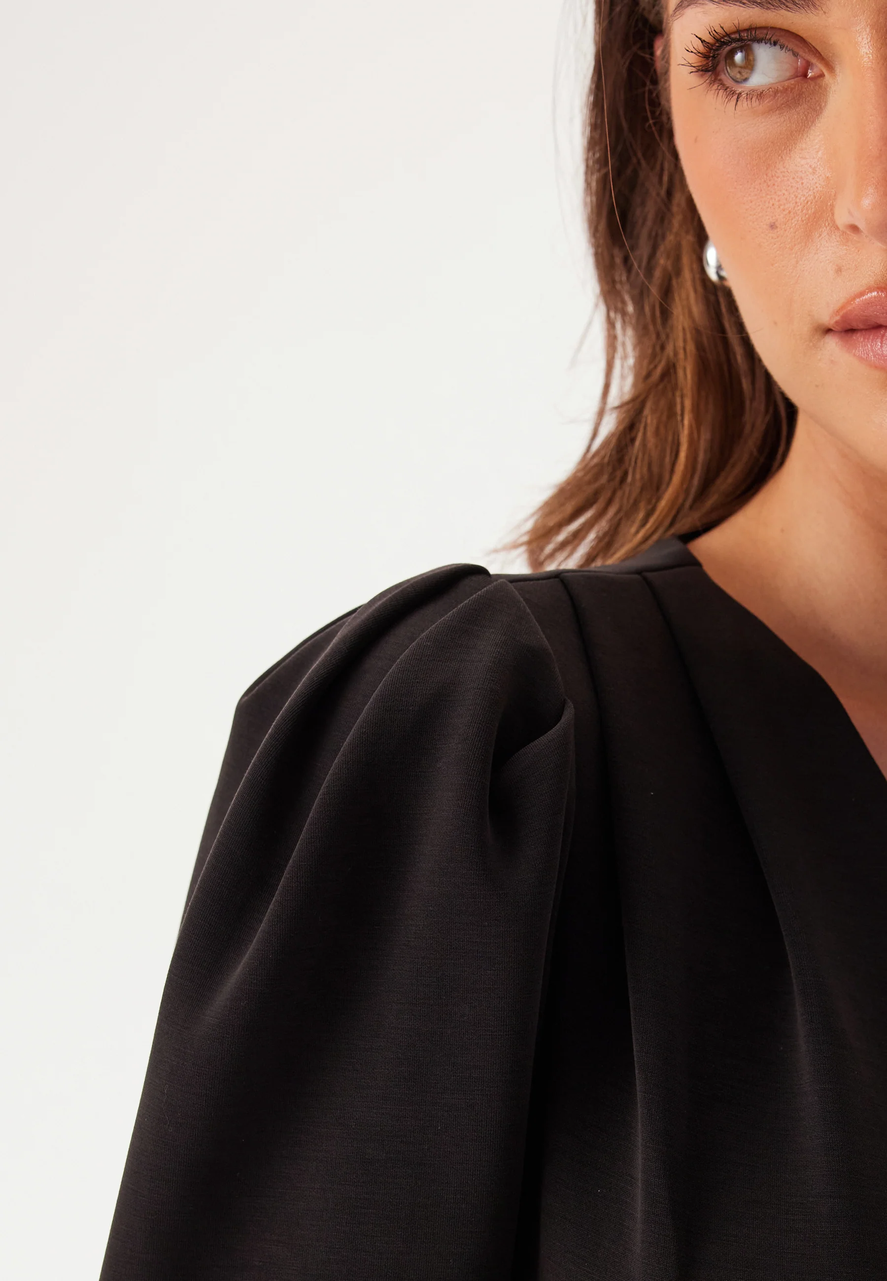 Slffenja Ls V-neck Top - Image 4