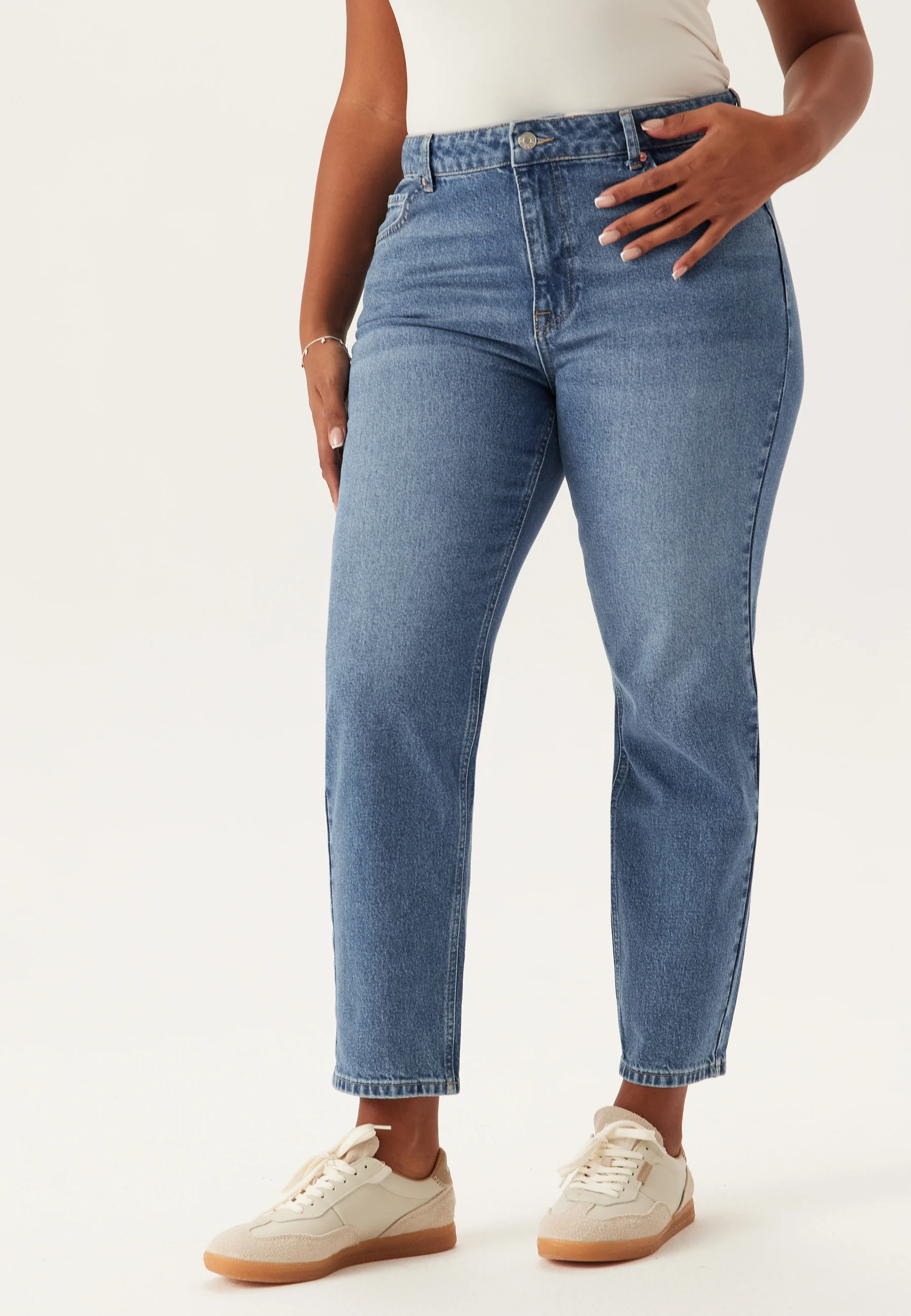 Slim Ankle Jeans - Image 8