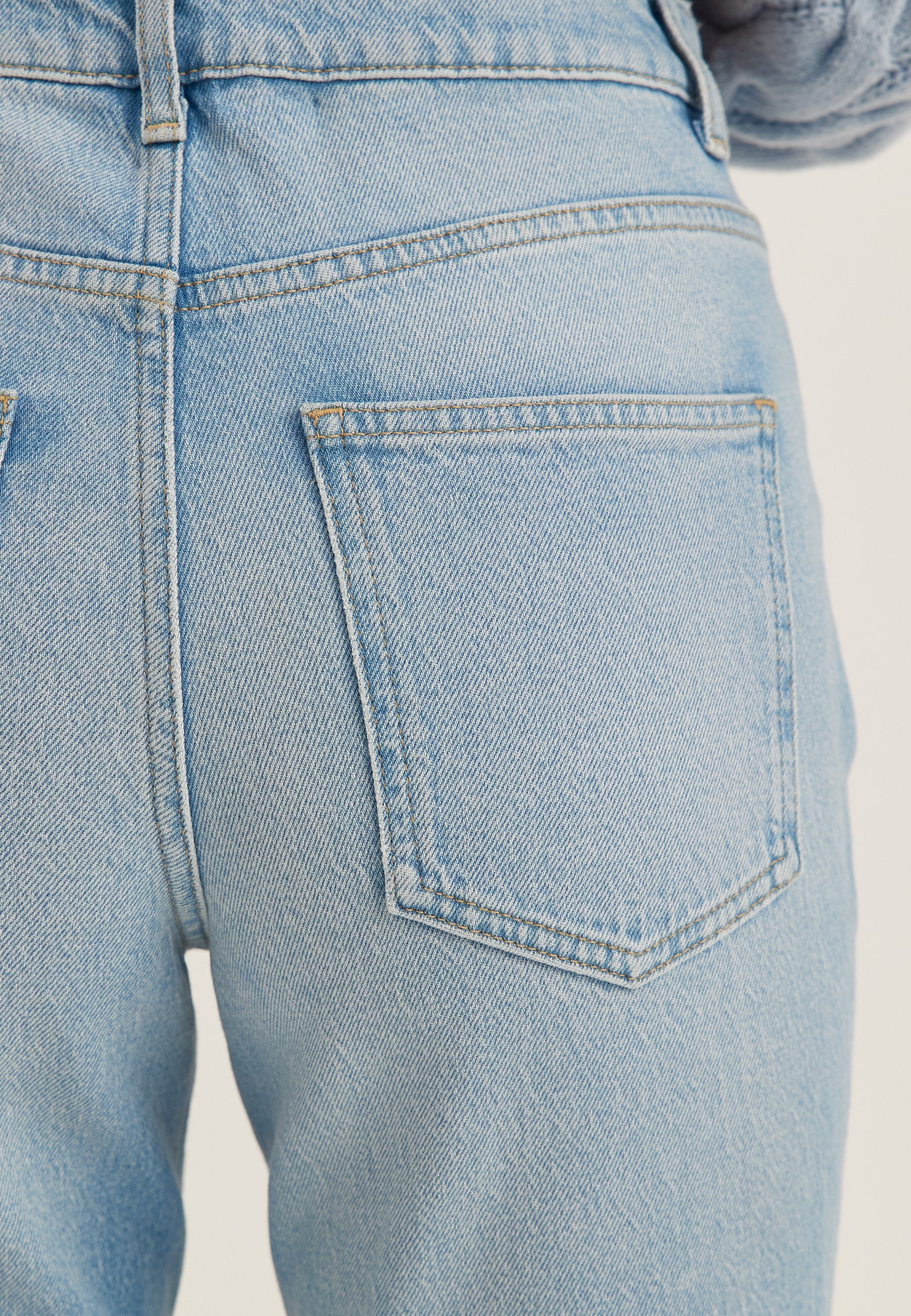 Slim Ankle Jeans - Image 5