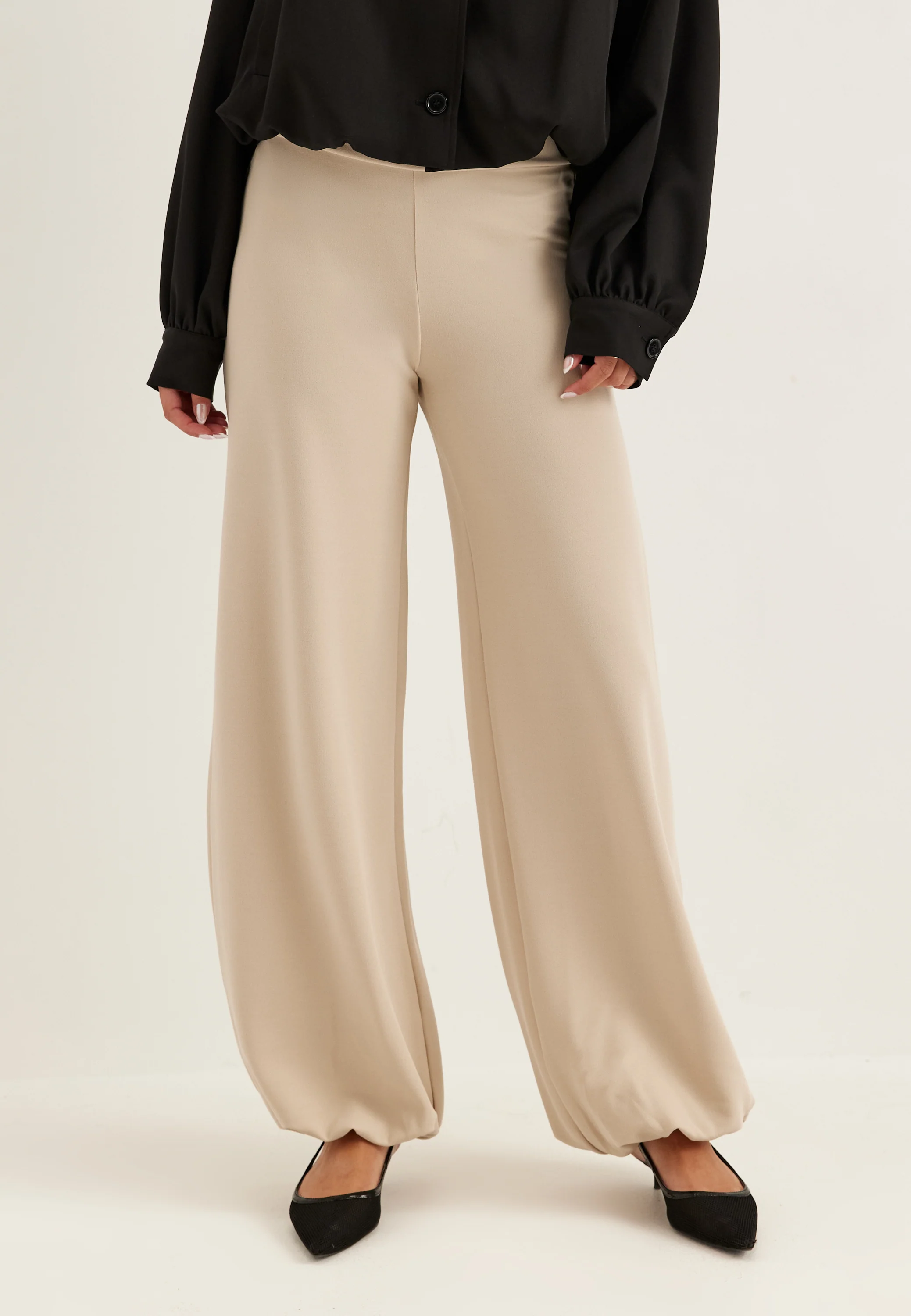 Soft Balloon Pants - Image 3