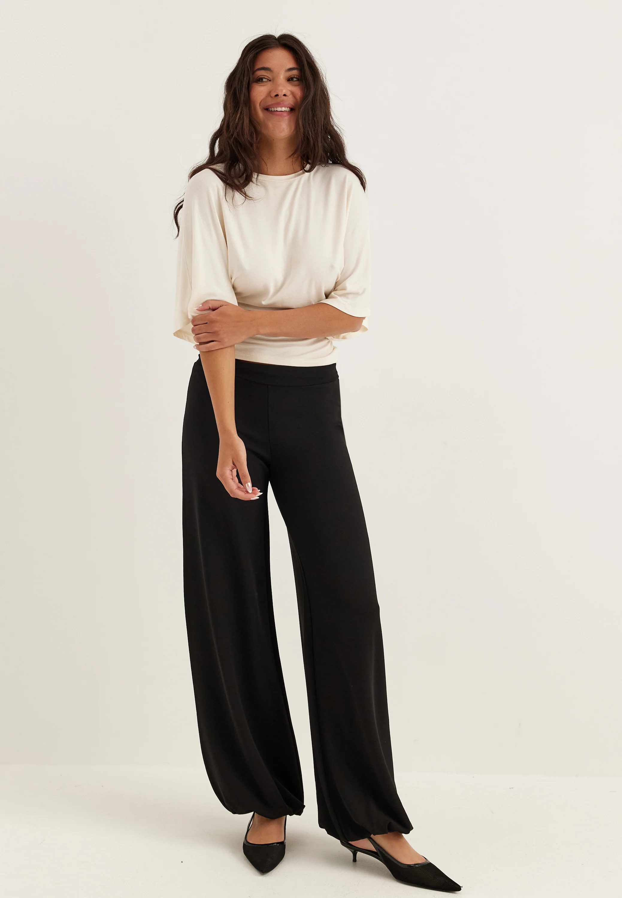 Soft Balloon Pants - Image 5