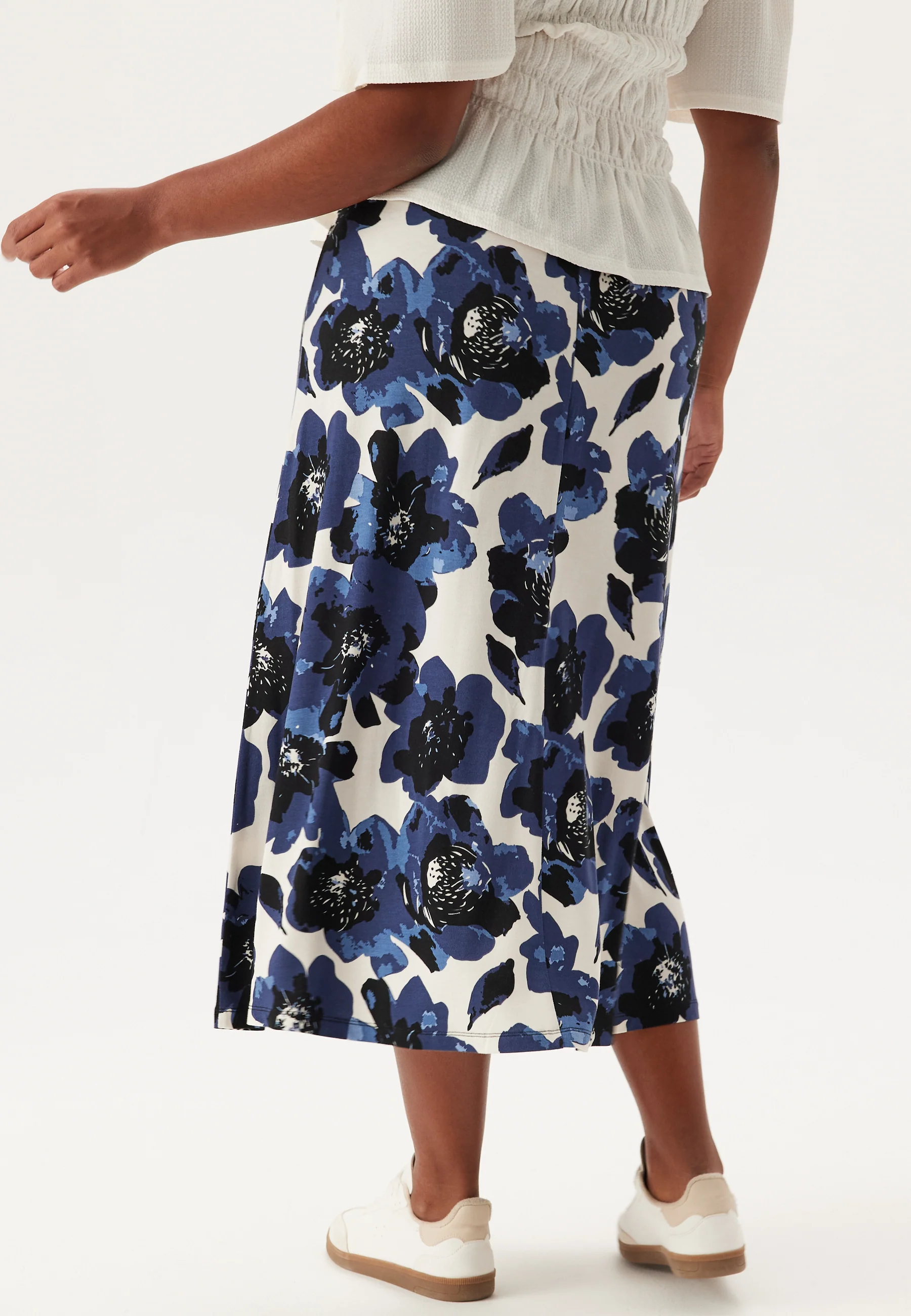 Soft Midi Skirt - Image 6