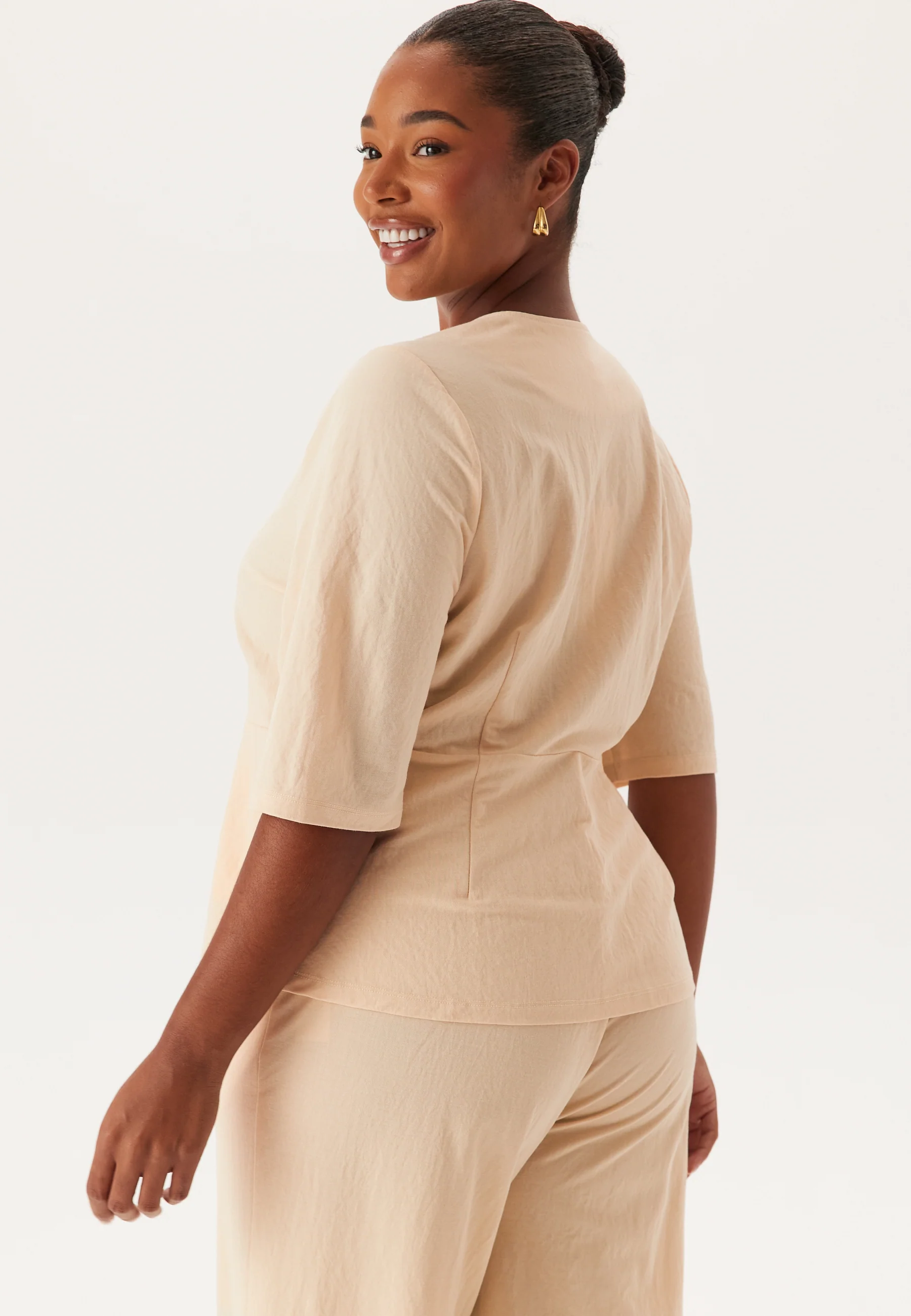 Soft Short Sleeve Blazer - Image 8
