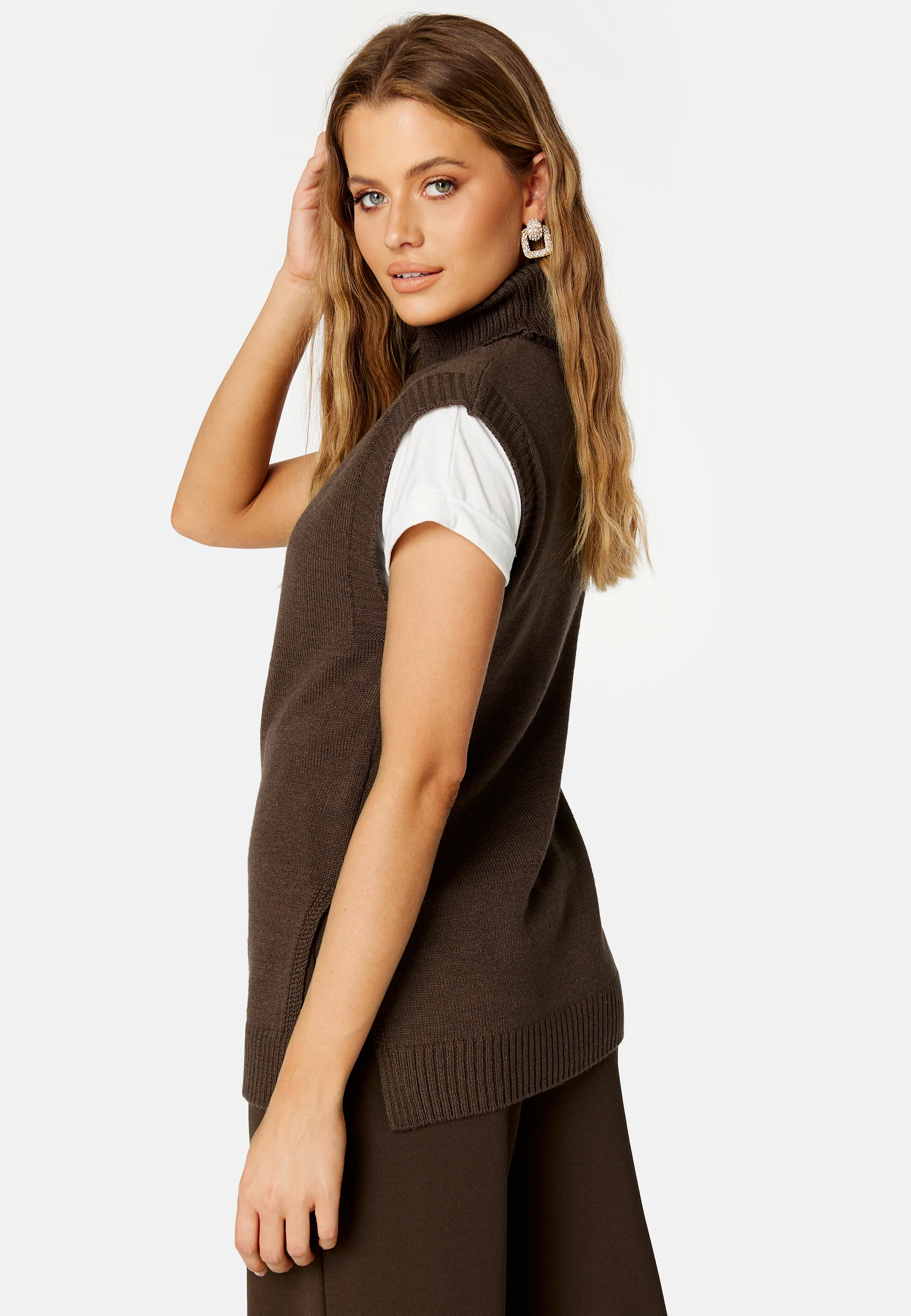 Solana knitted vest - Image 3