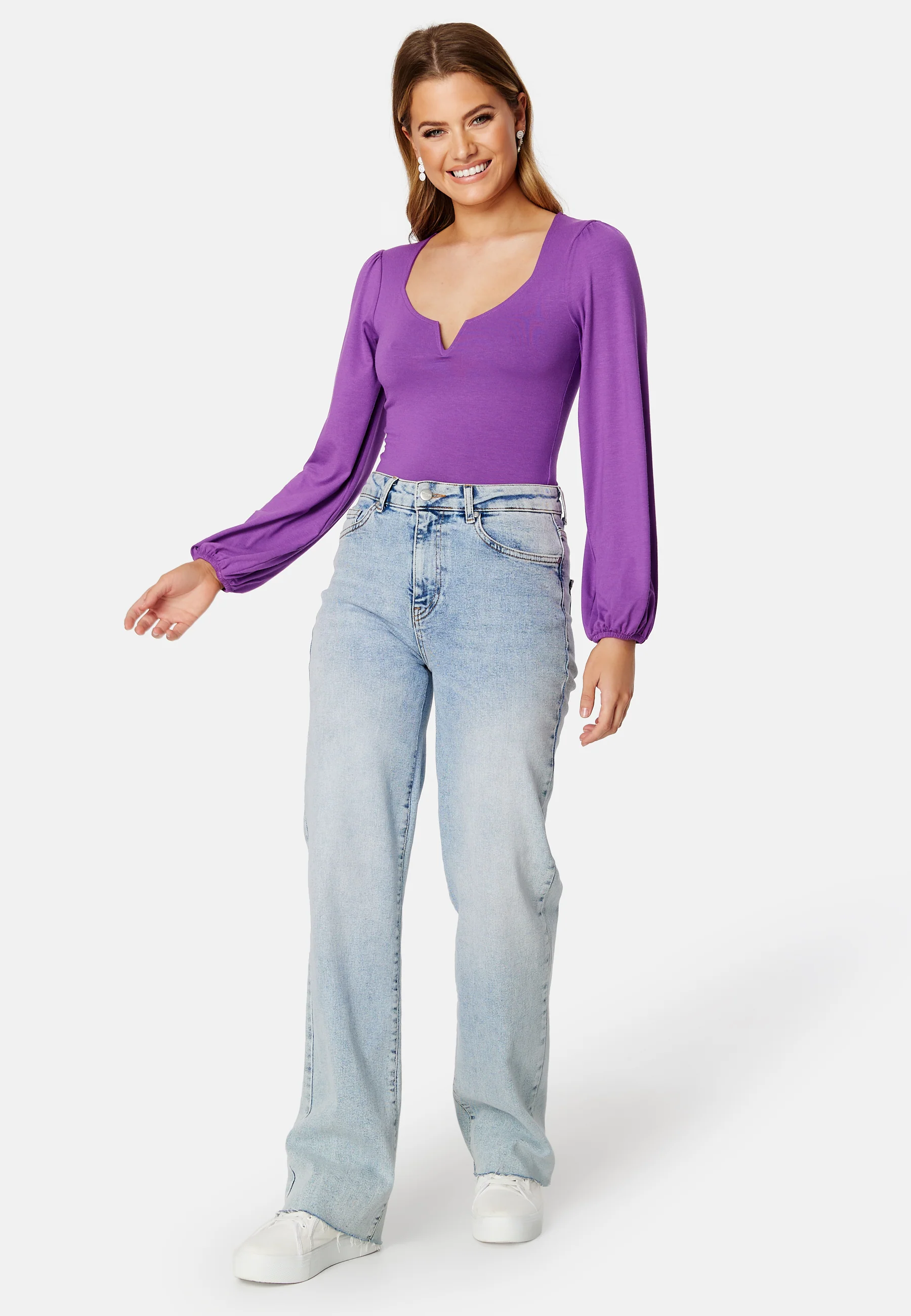 Square V-neck Puff Sleeve Top - Image 2
