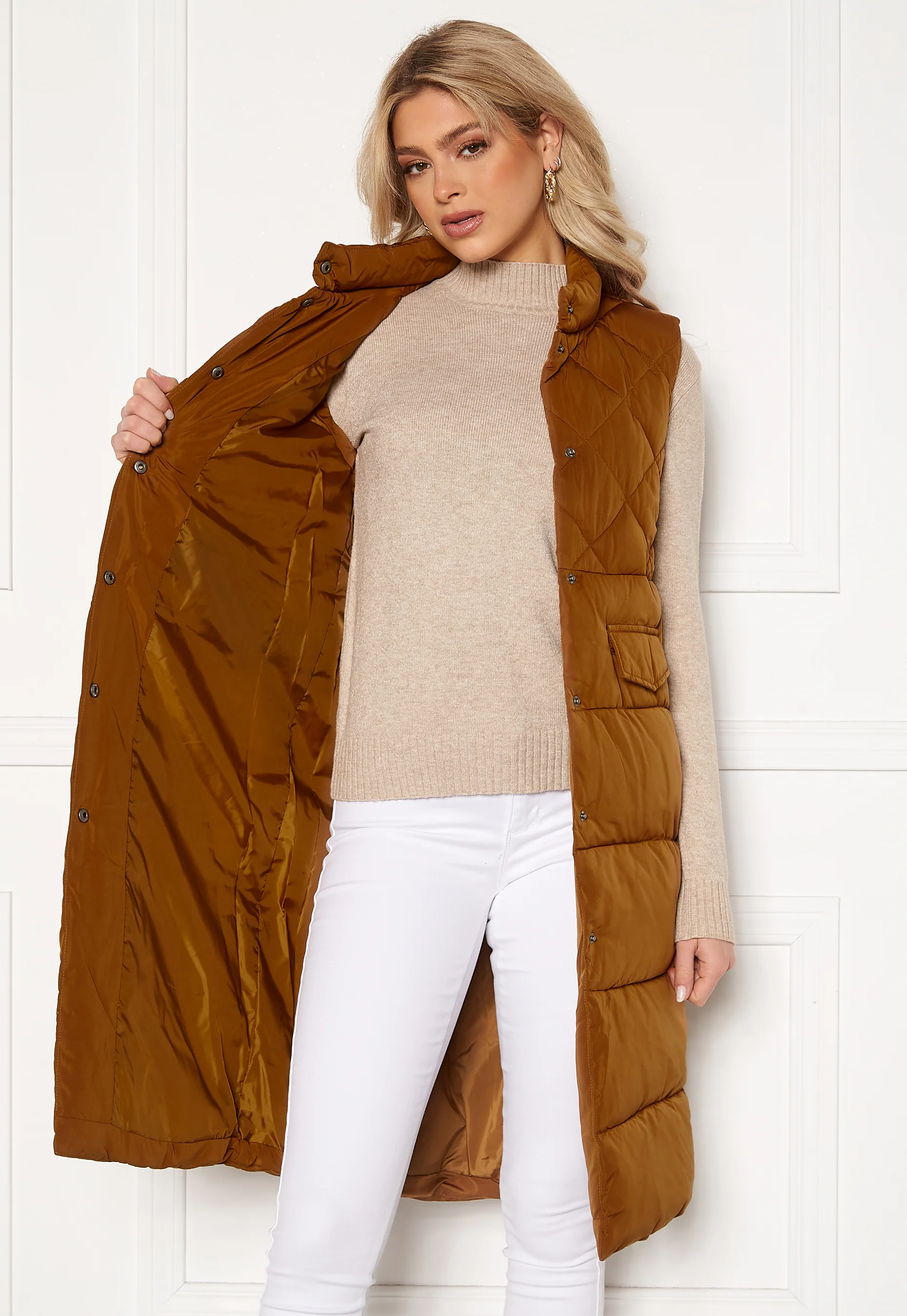 Stacy Quilted Waistcoat - Image 4