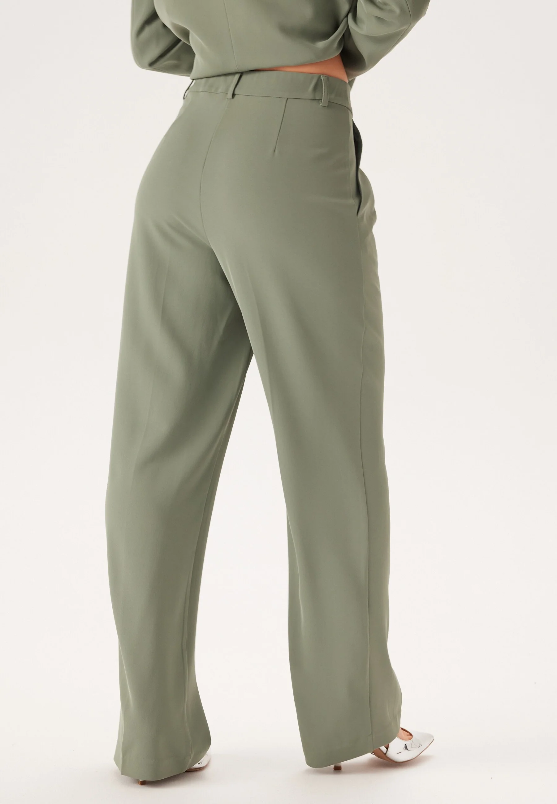 Straight Leg Pleated Suit Pants - Image 5