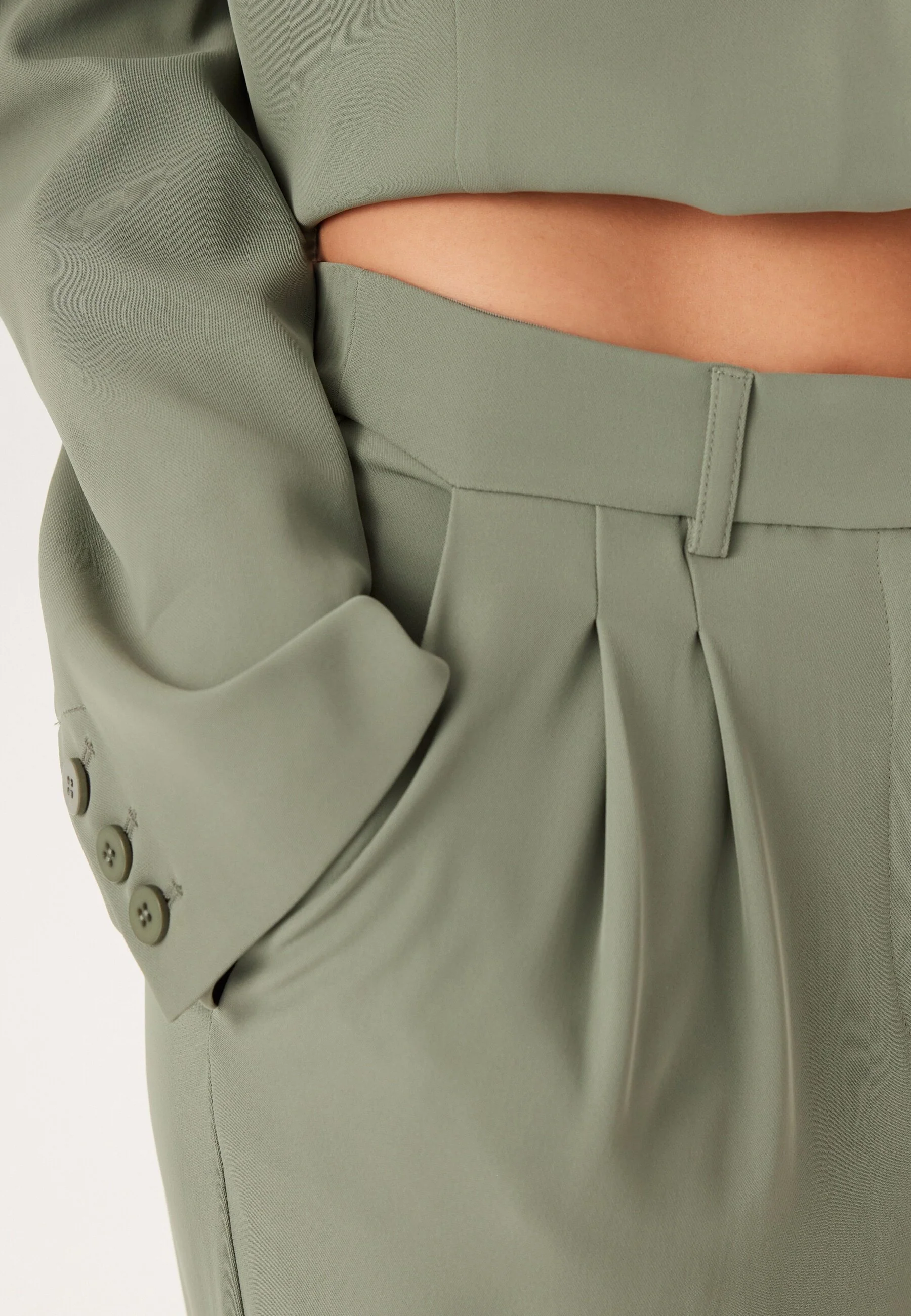 Straight Leg Pleated Suit Pants - Image 6