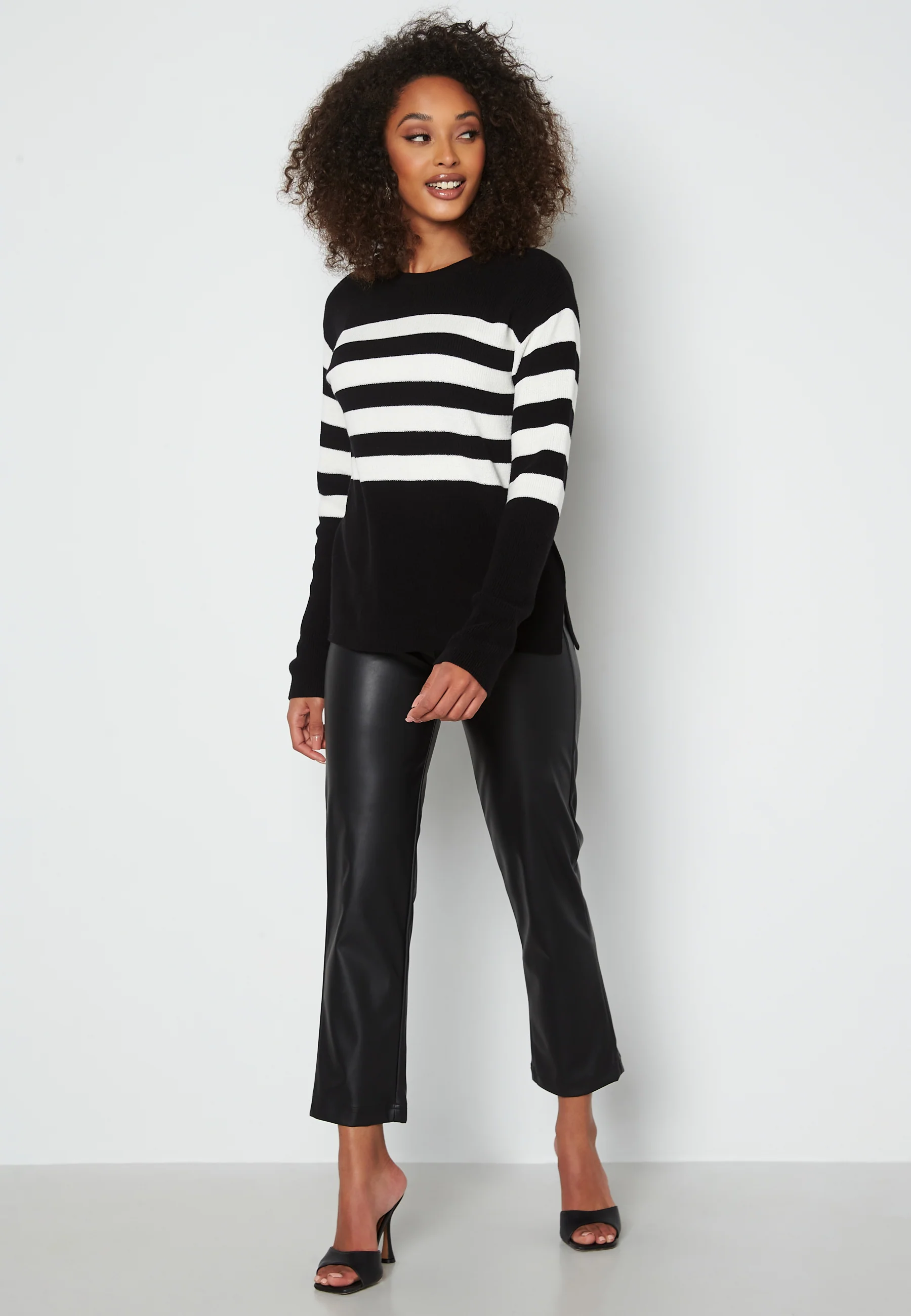 Striped O-neck Knitted Sweater - Image 2