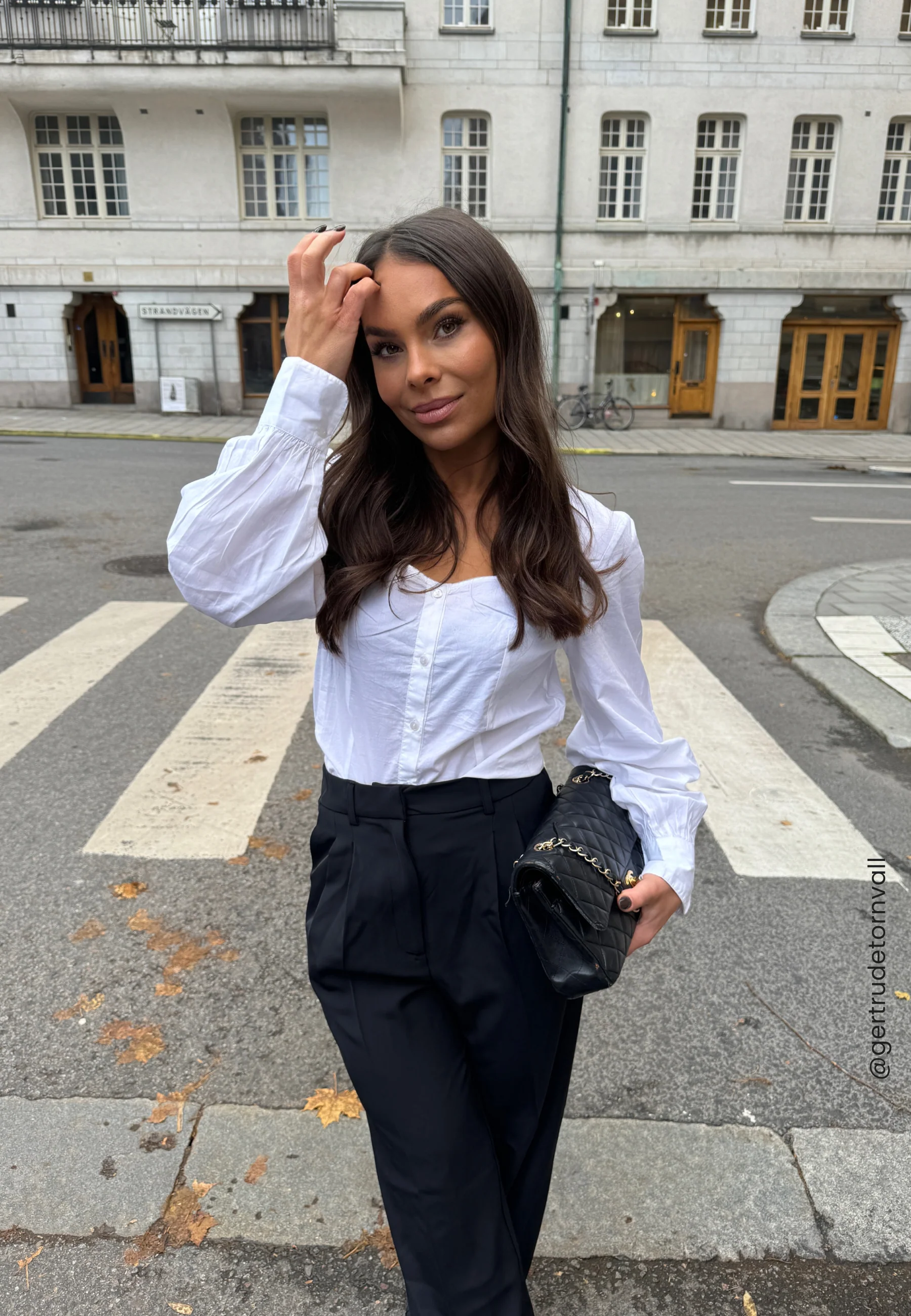 Sweetheart Neck Poplin Shirt - Image 2